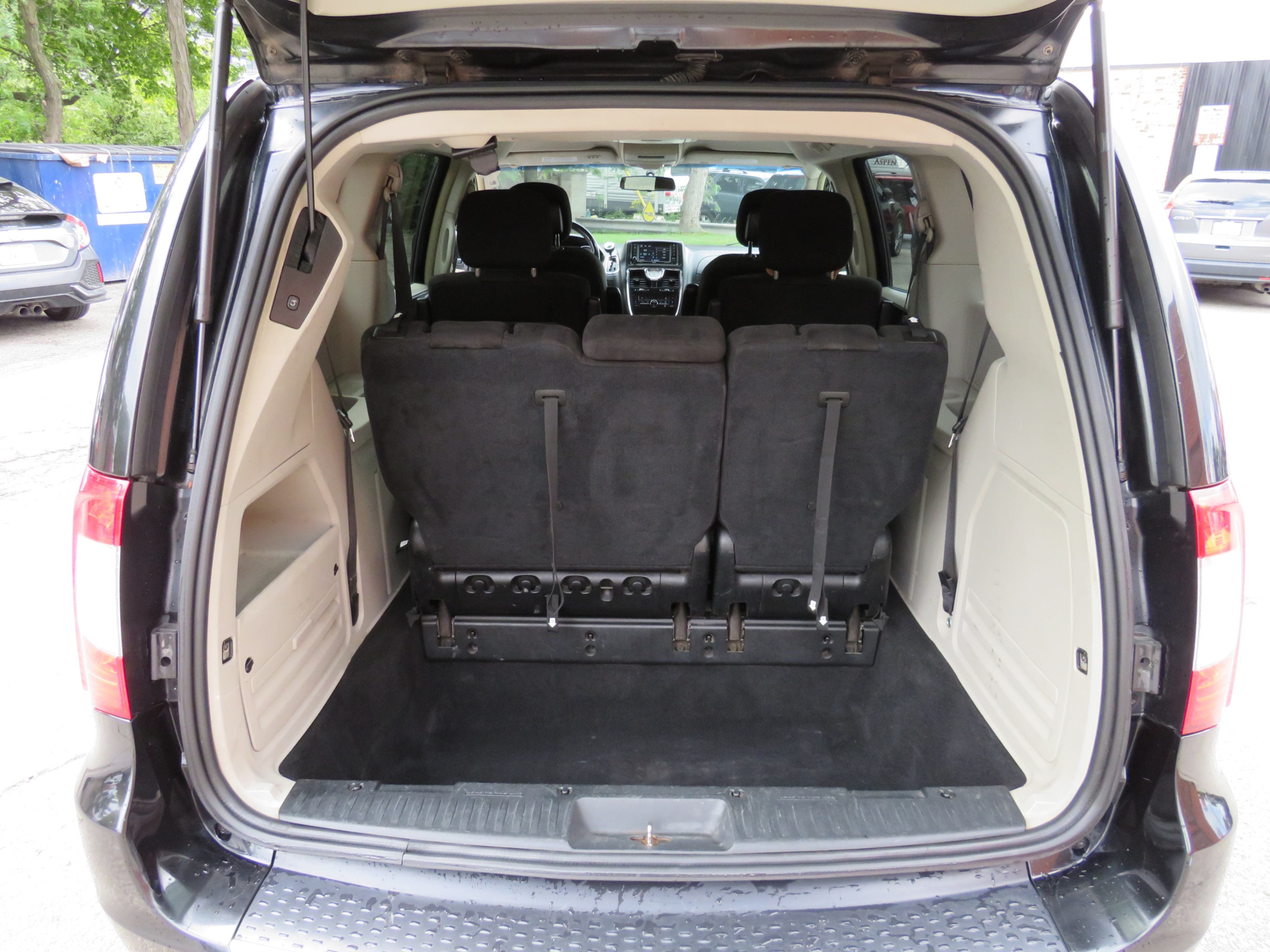 /aspireauto/2015-Chrysler-Town&-2828654317736099.jpg