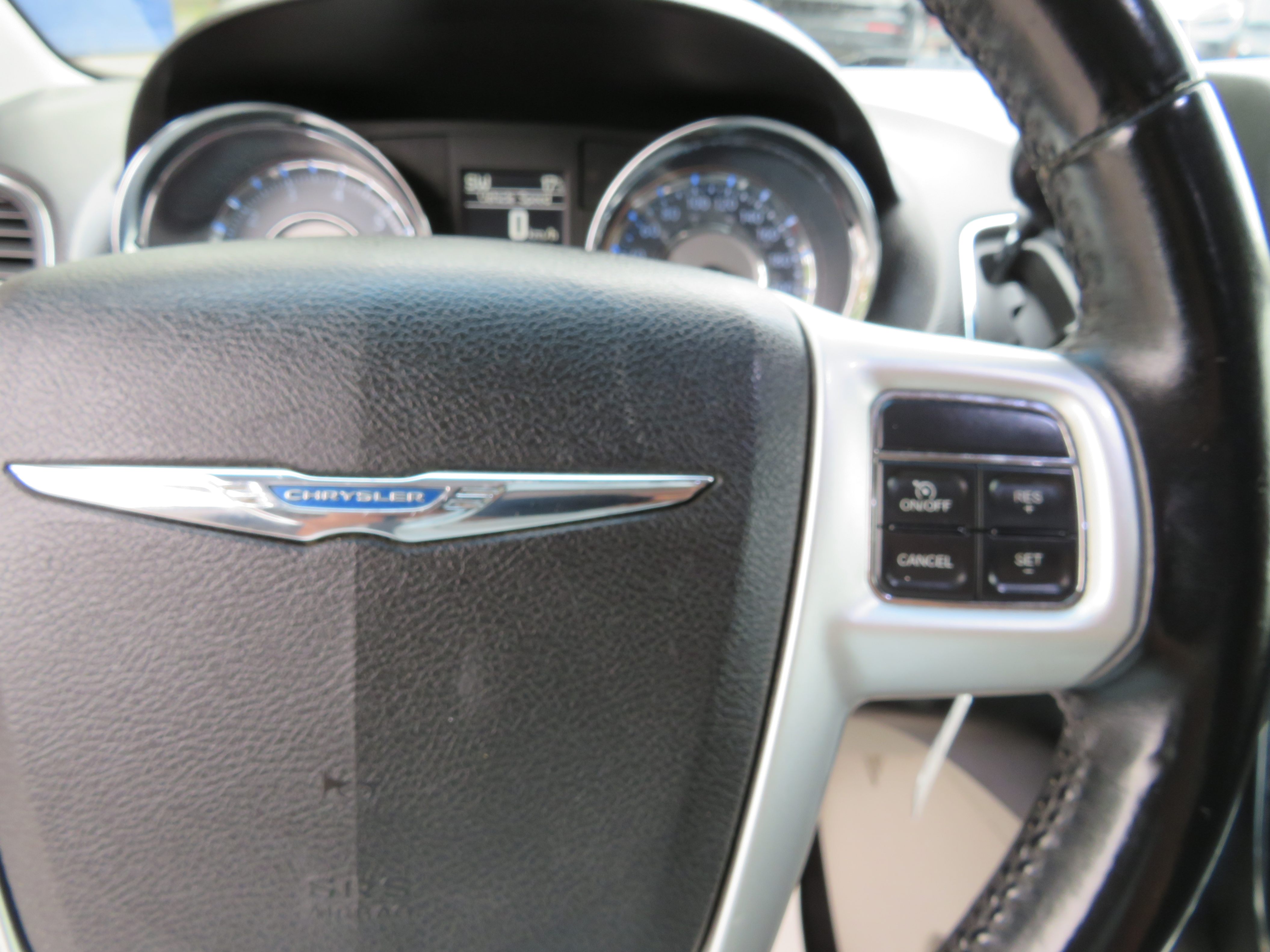 /aspireauto/2015-Chrysler-Town&-6575444056585635.jpg