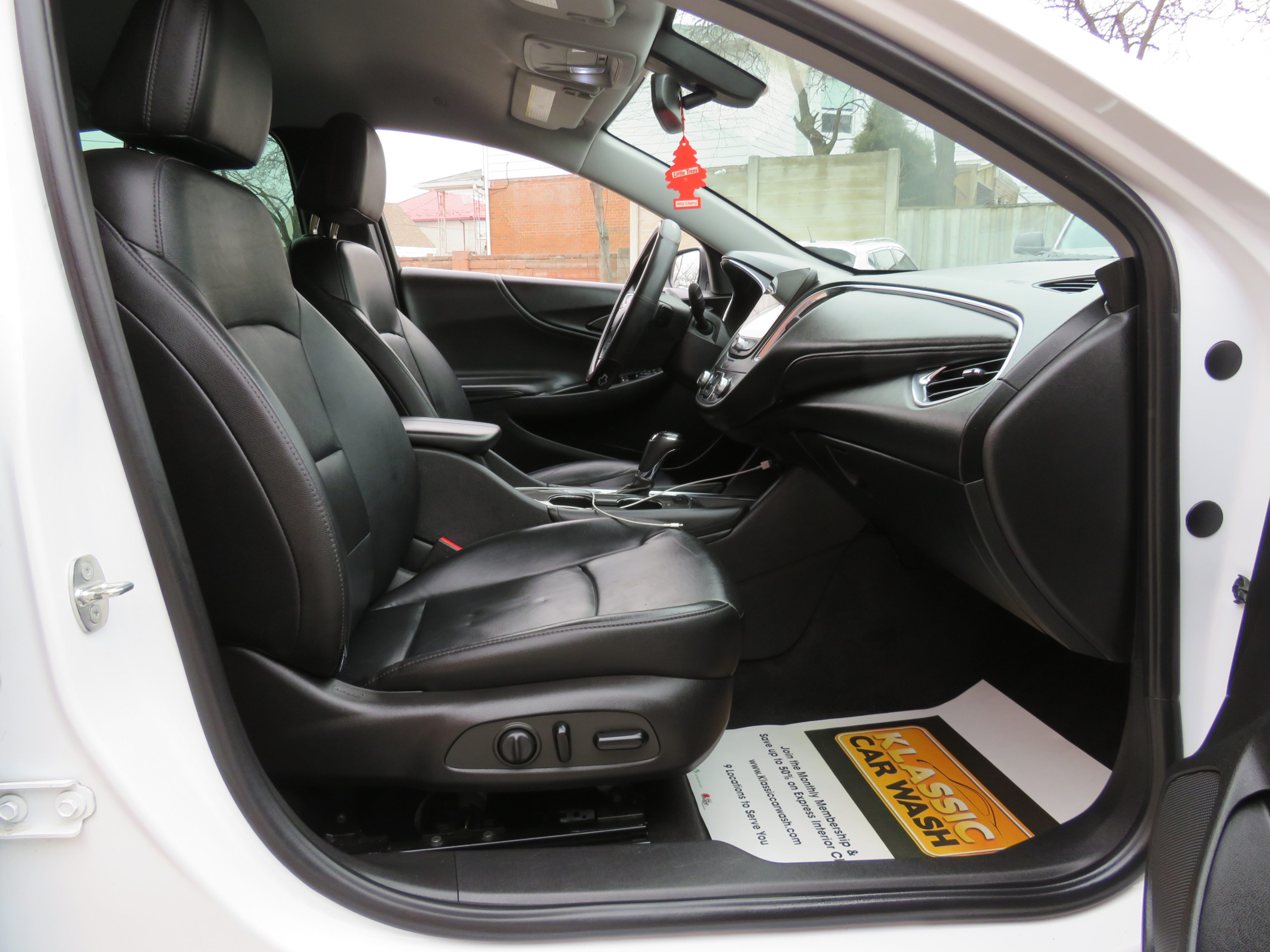 /aspireauto/2017-Chevrolet-Malibu-786475525731001.jpg