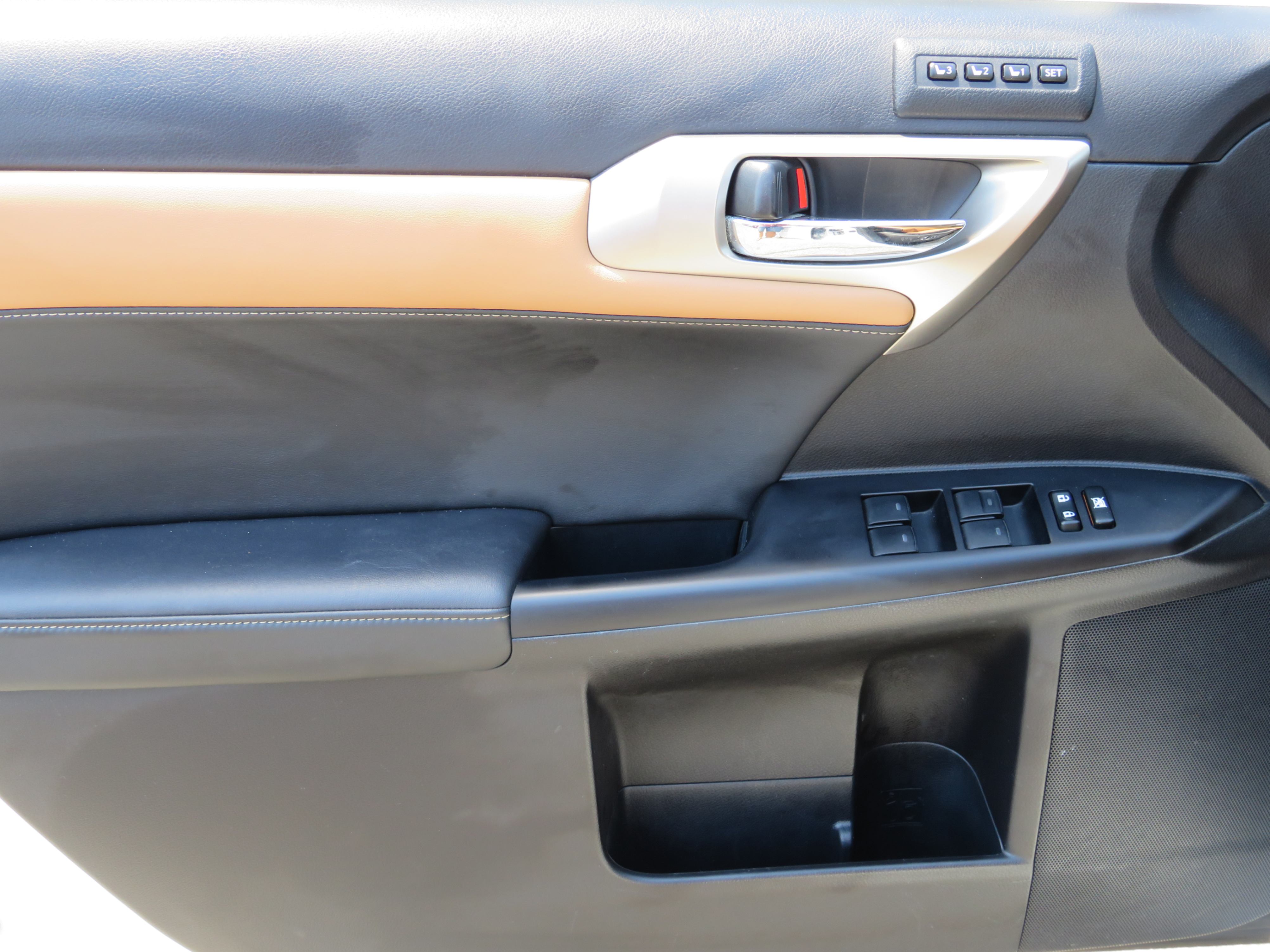 /aspireauto/2017-Lexus-CT200h-9631916765490978.jpg