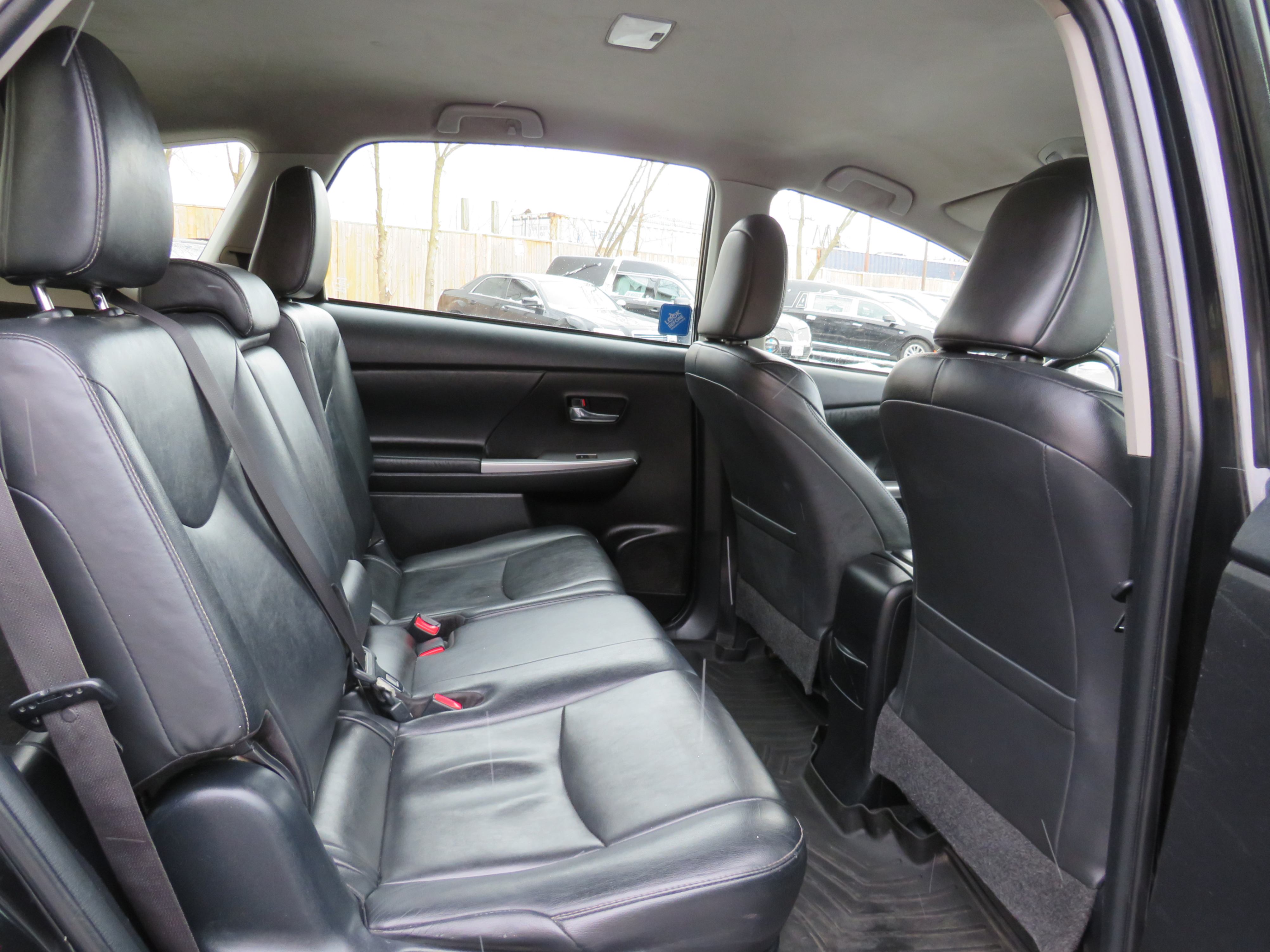 /aspireauto/2017-Toyota-Priusv-043319438514590525.jpg