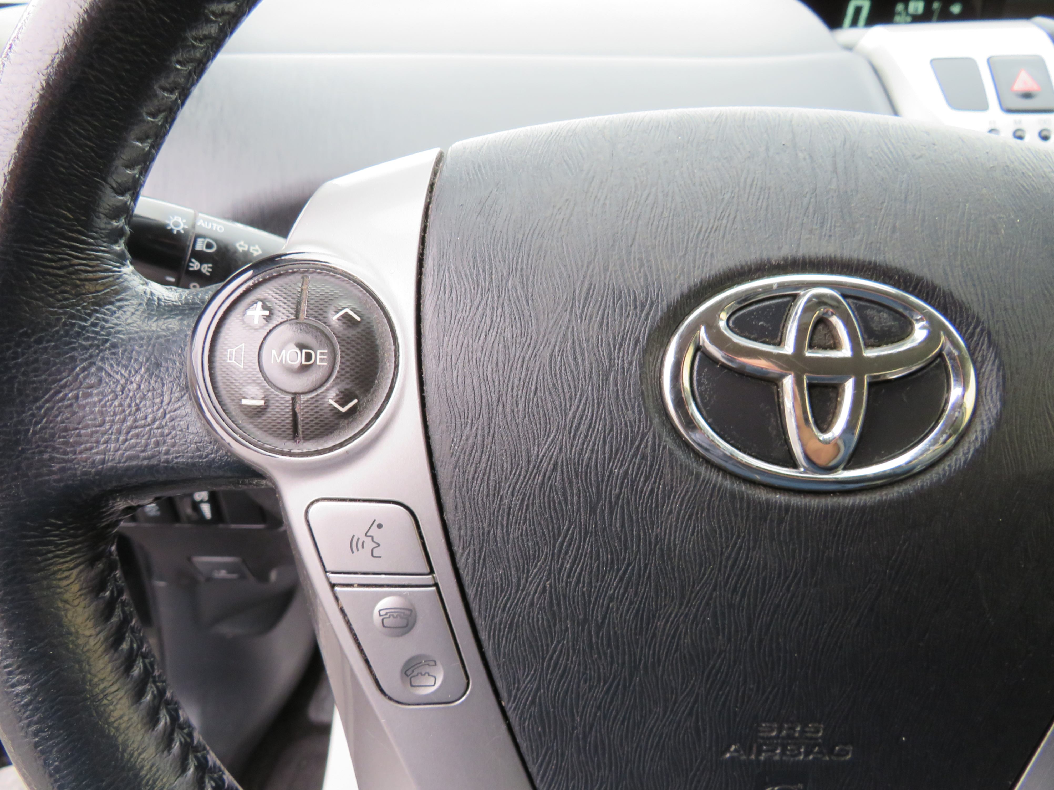 /aspireauto/2017-Toyota-Priusv-056856669378025027.jpg