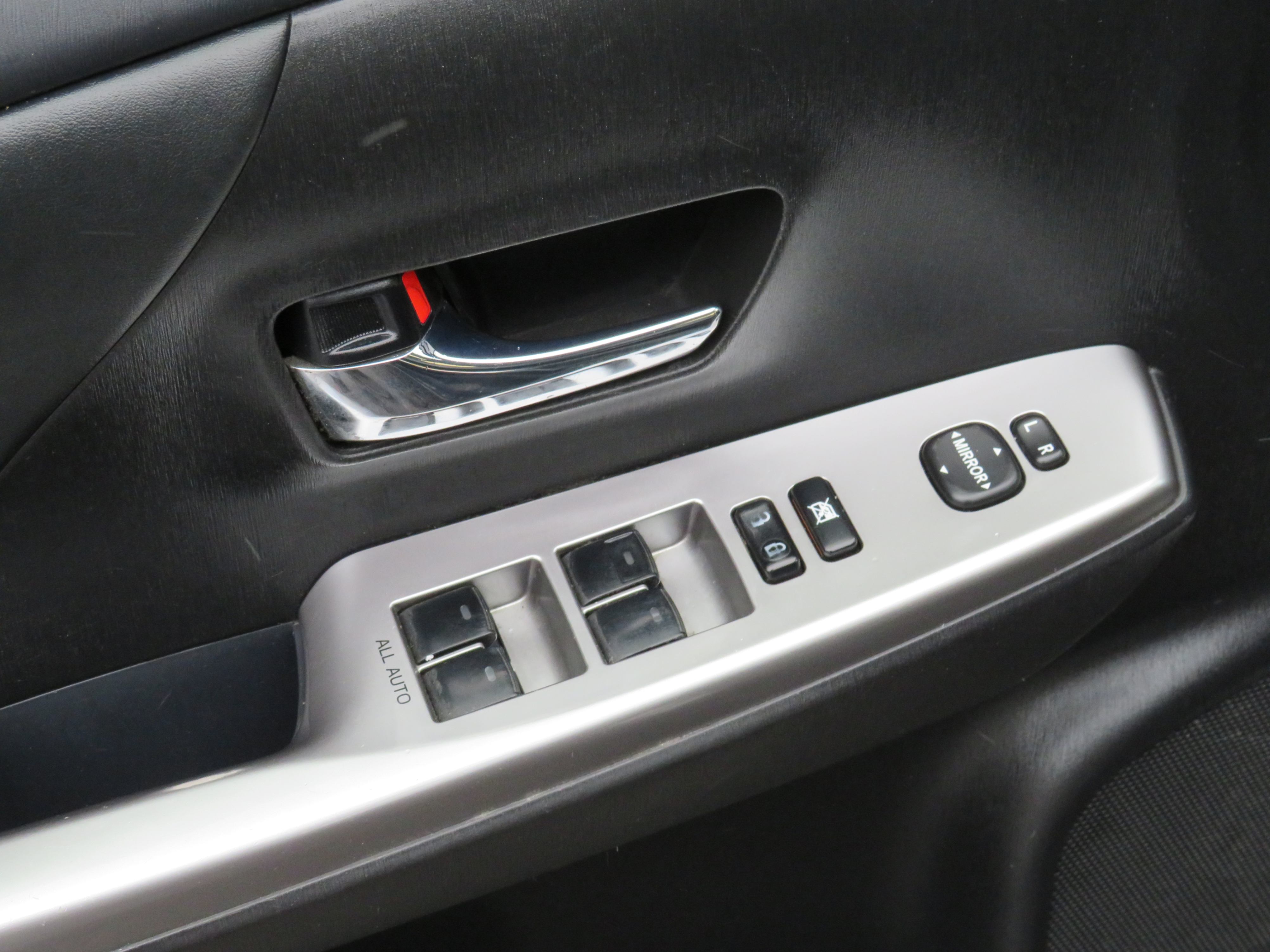 /aspireauto/2017-Toyota-Priusv-20350140195892719.jpg