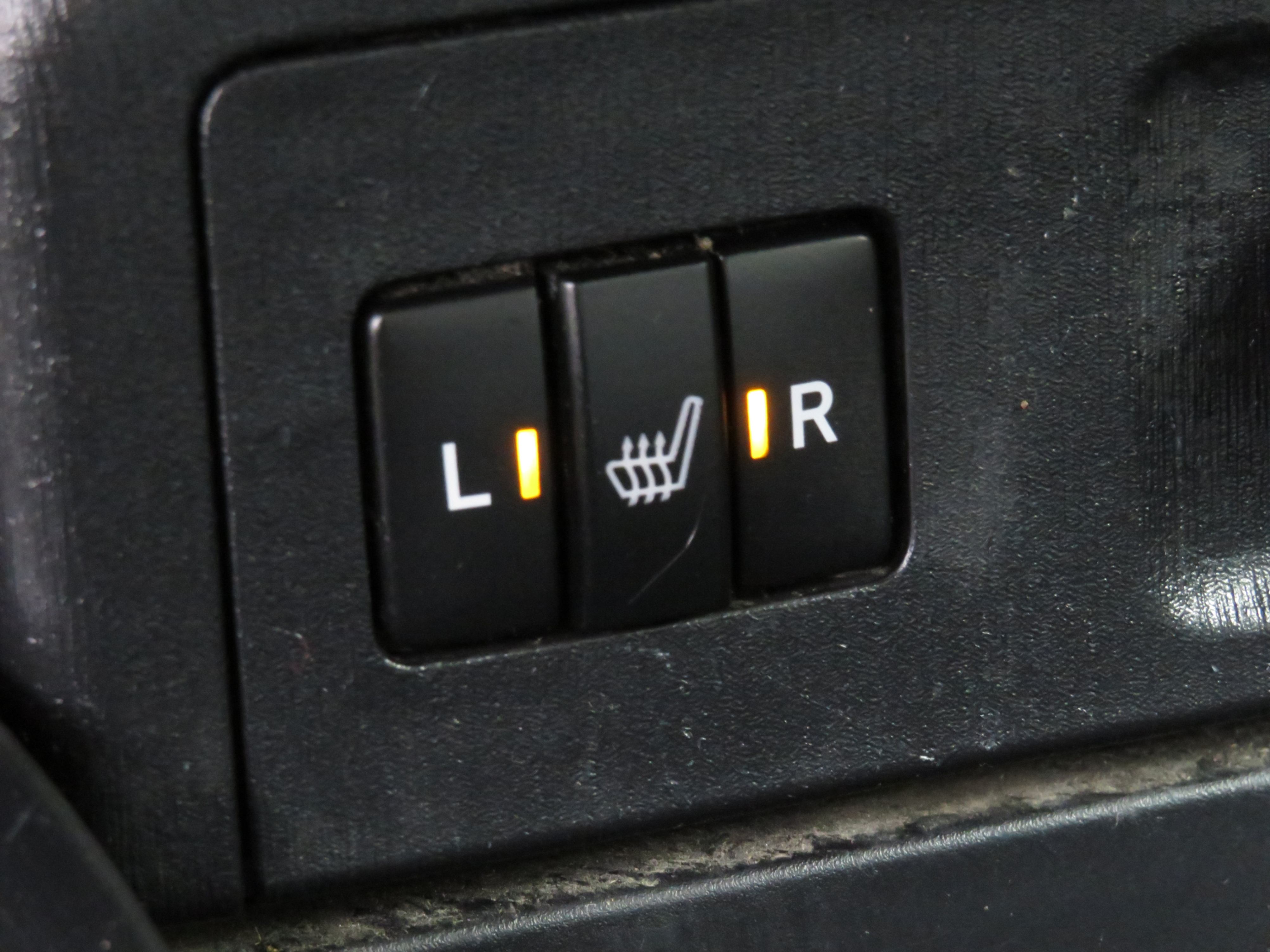 /aspireauto/2017-Toyota-Priusv-38140891756129425.jpg