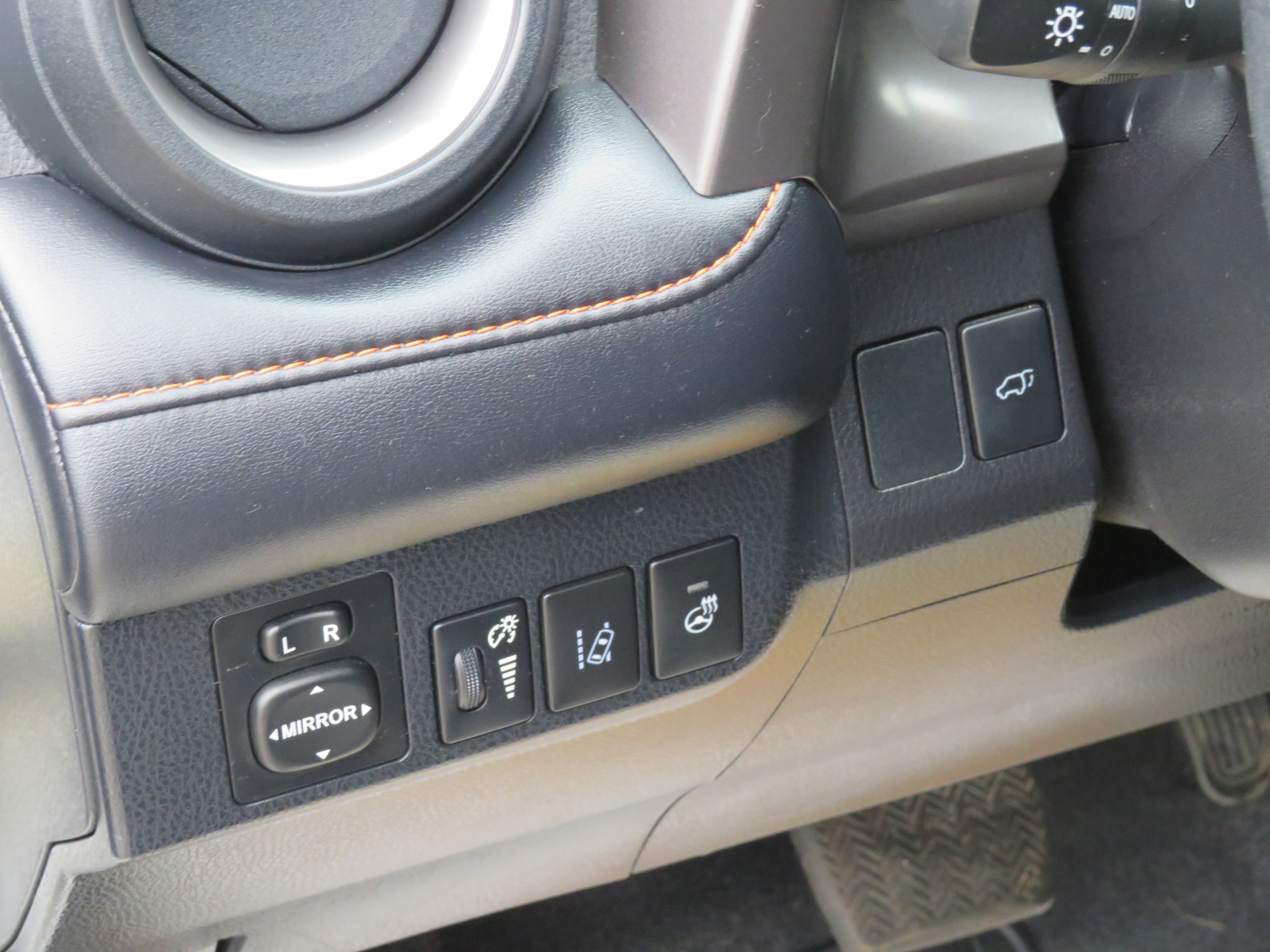 /aspireauto/2017-Toyota-RAV4Hybrid-3068410833338555.jpg