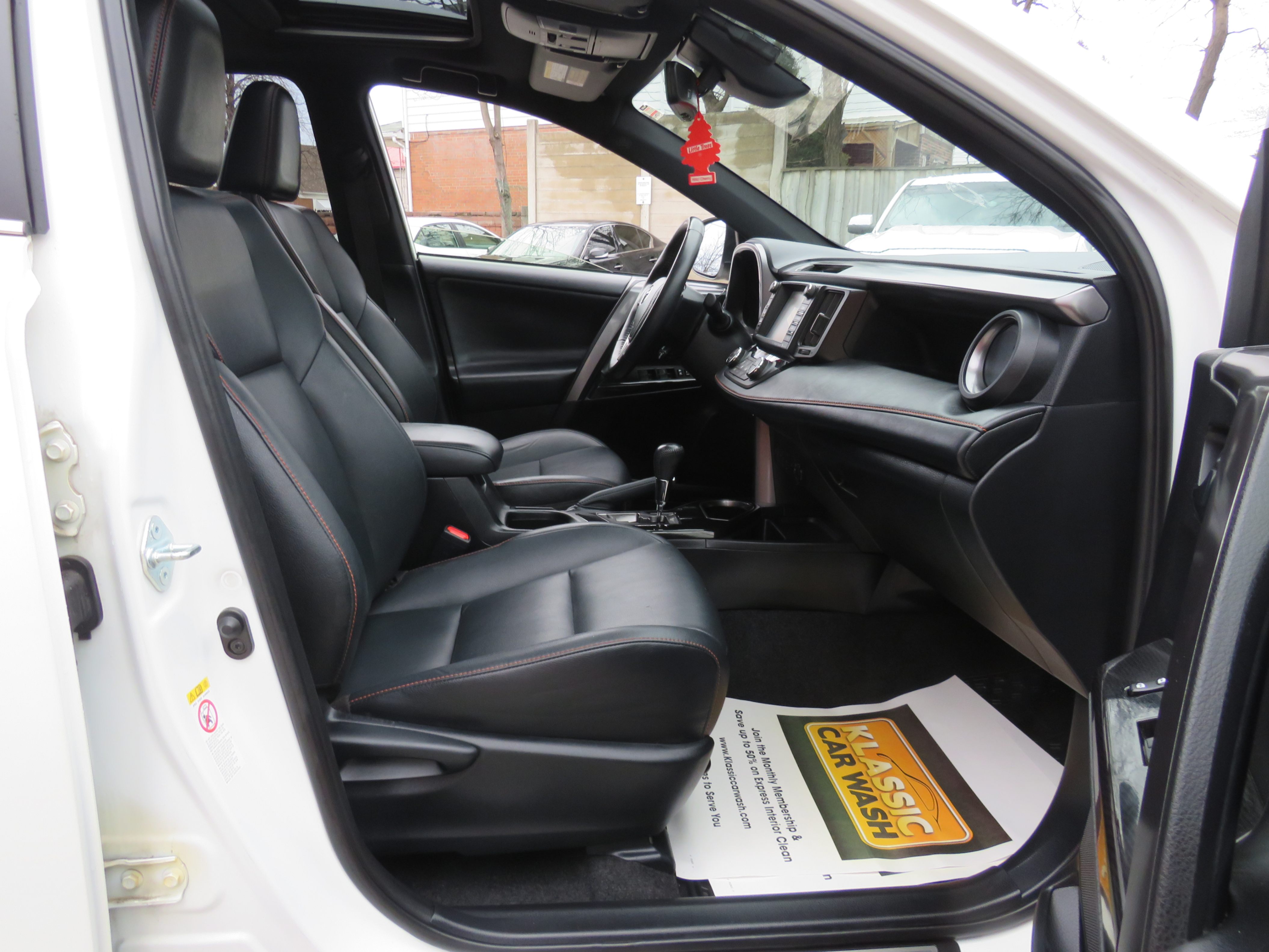/aspireauto/2017-Toyota-RAV4Hybrid-423157913279149.jpg