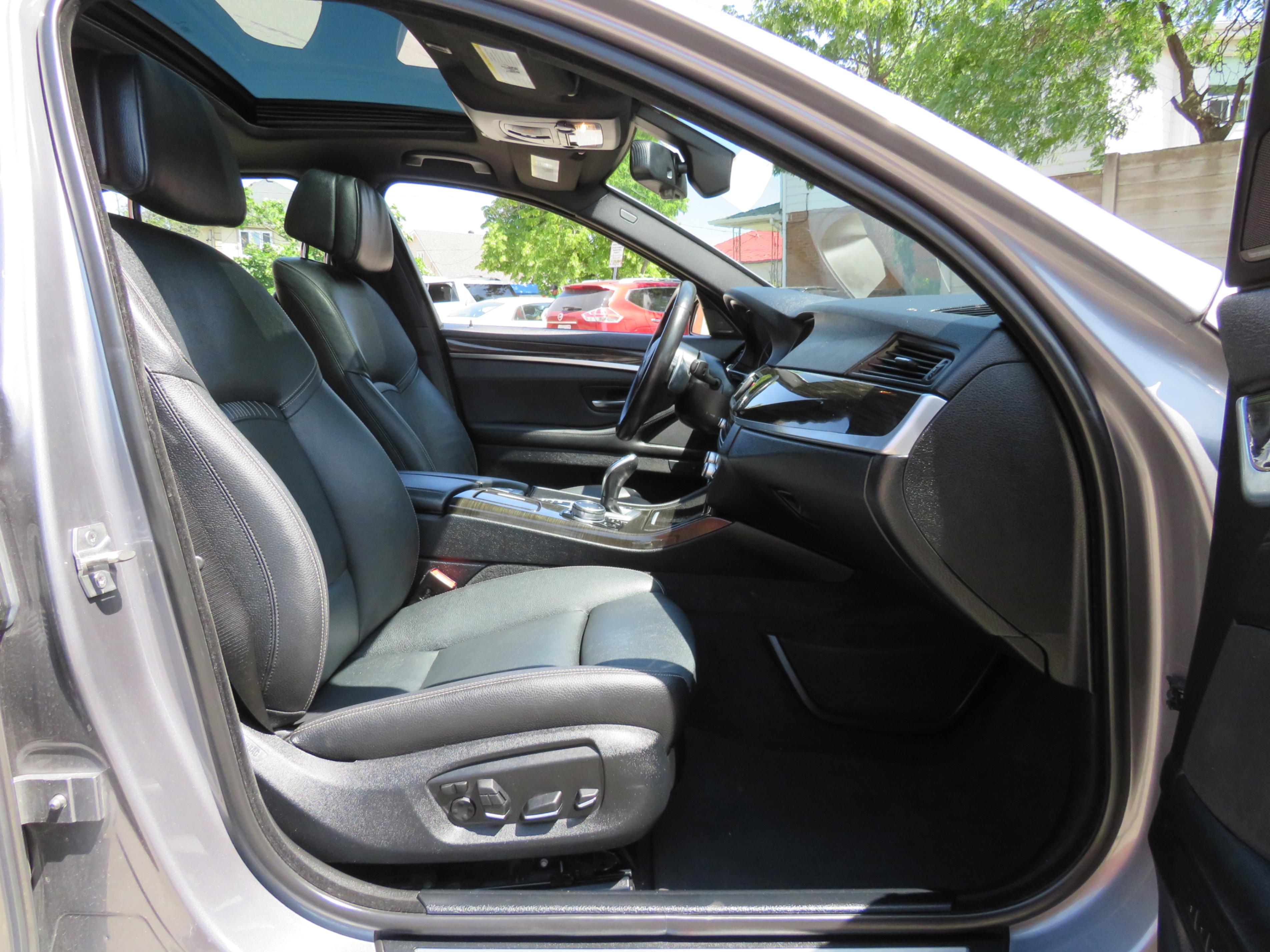 /aspireauto/2018-BMW-5Series-47170556337634206.jpg