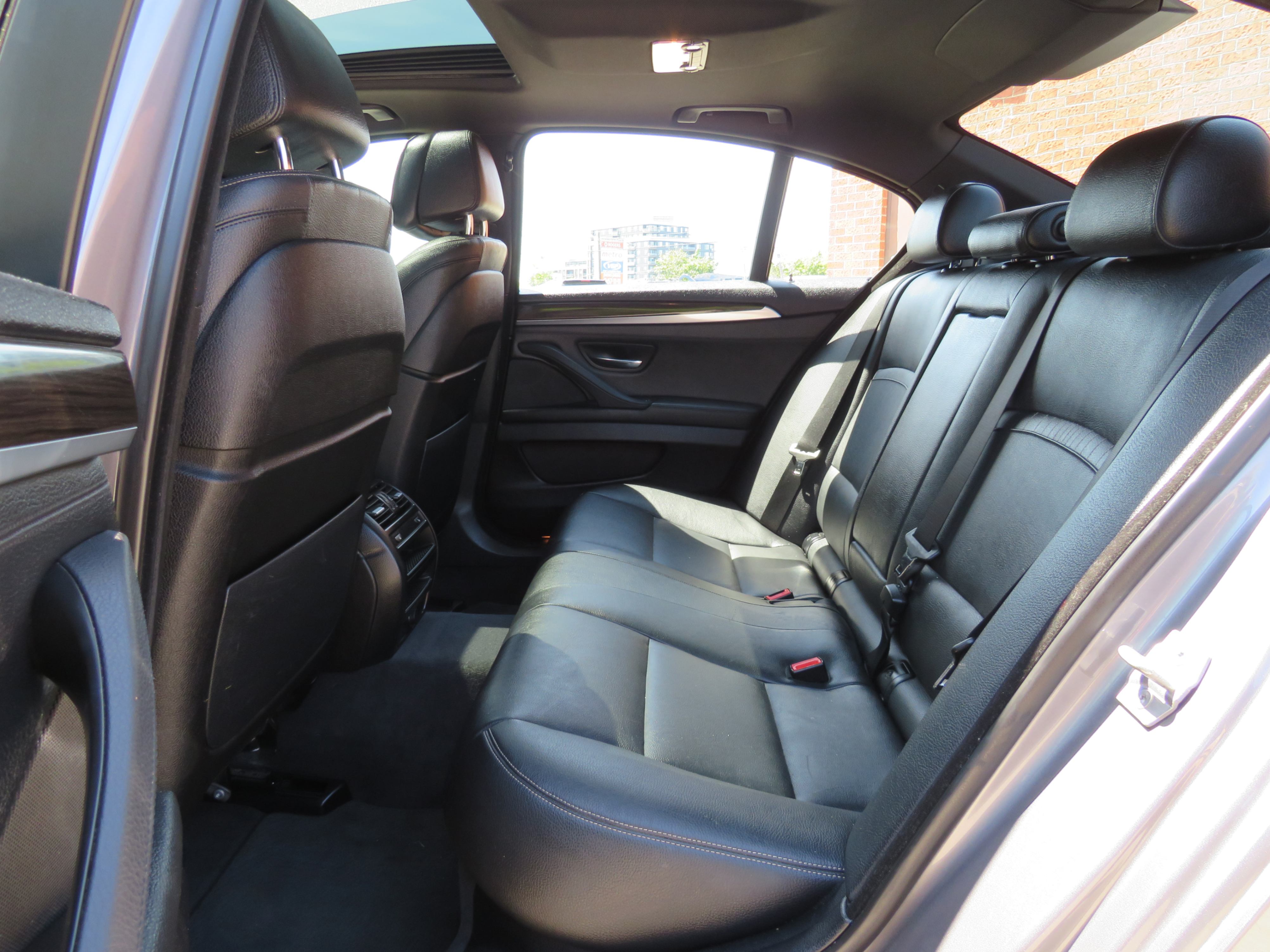 /aspireauto/2018-BMW-5Series-6175130047885355.jpg