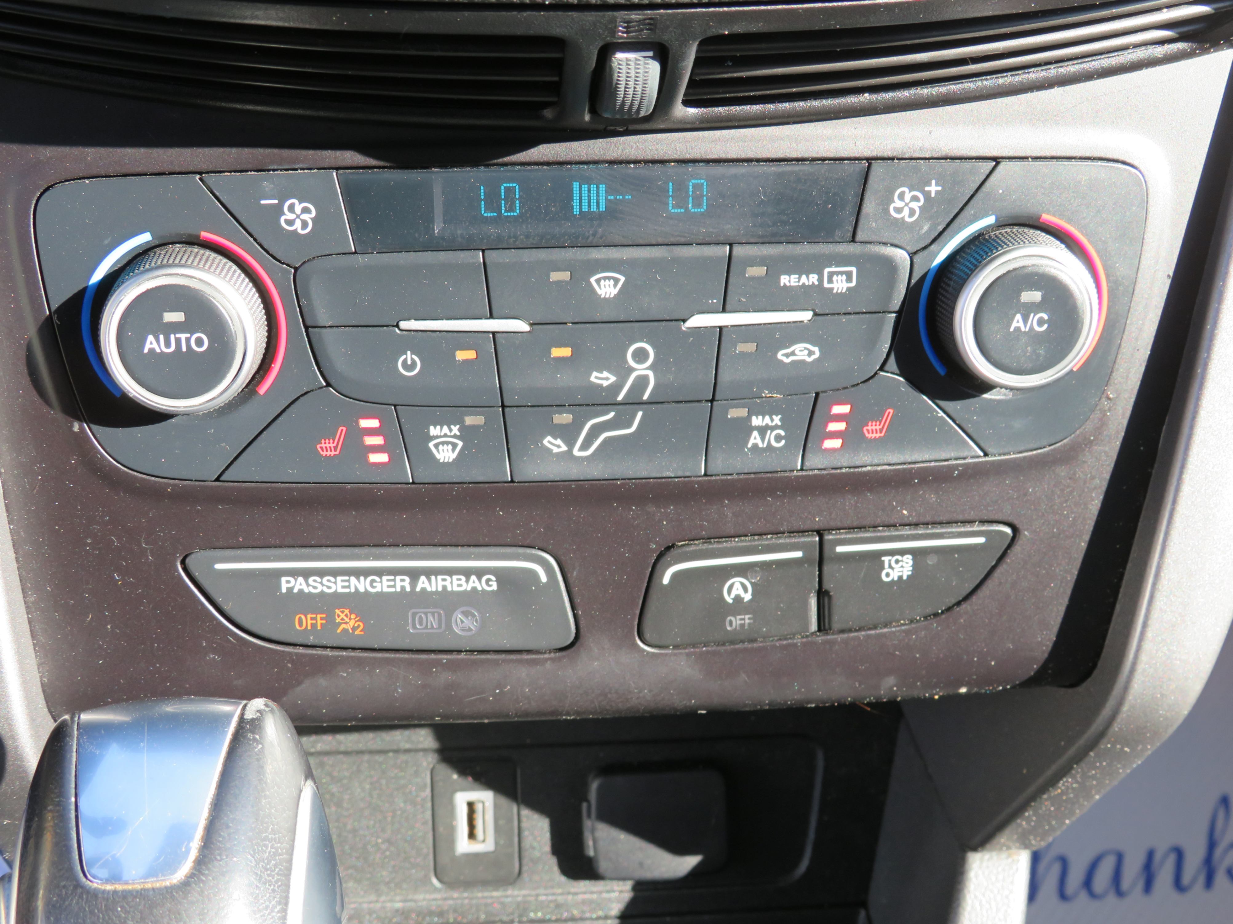 /aspireauto/2018-Ford-Escape-6890526307352749.jpg