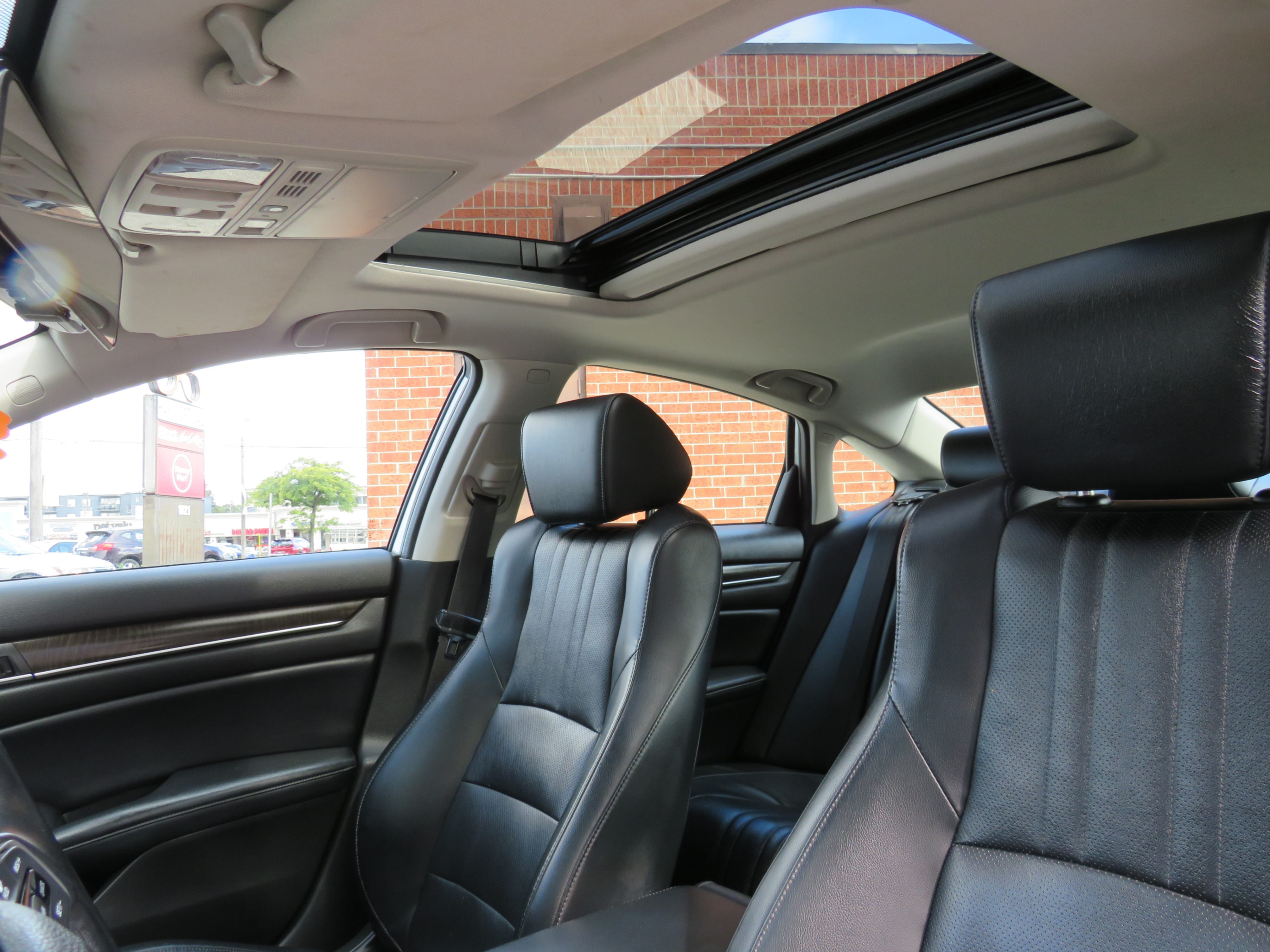 /aspireauto/2018-Honda-Accord-49215778914147745.jpg