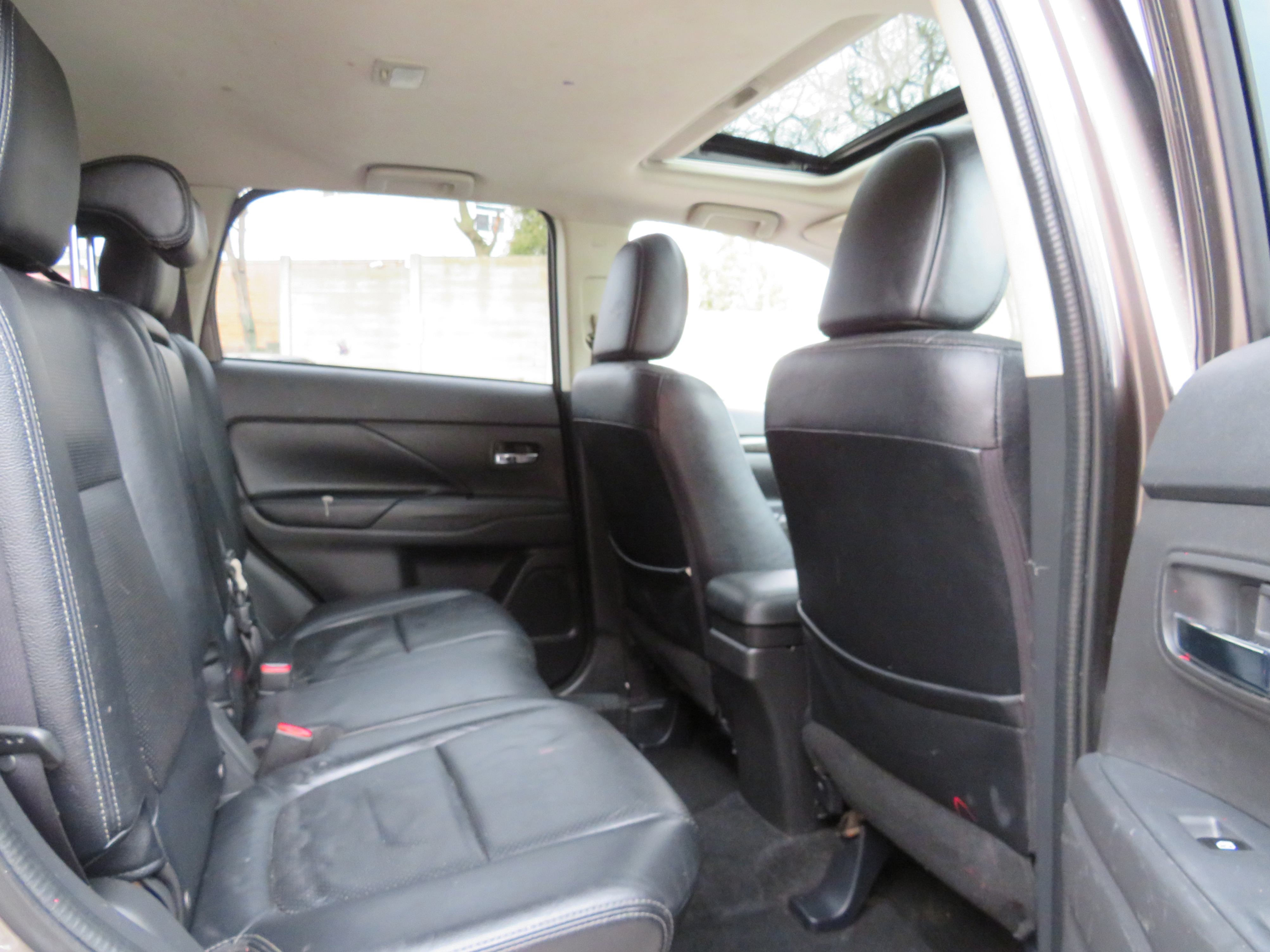 /aspireauto/2018-Mitsubishi-Outlander-819416346685828.jpg