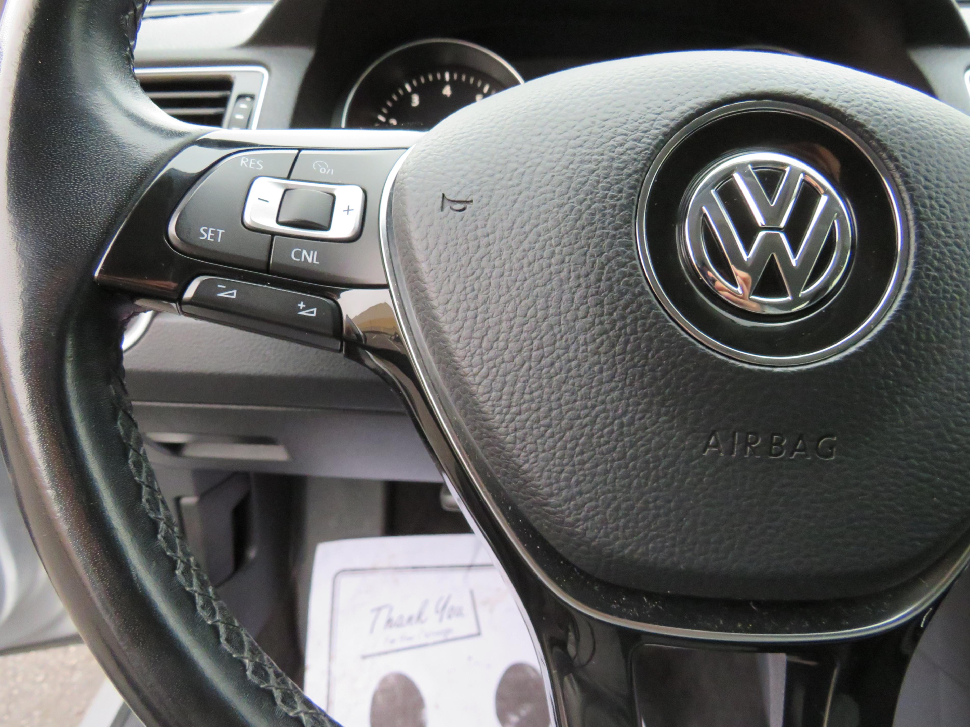 /aspireauto/2018-Volkswagen-Passat-8215584634682789.jpg