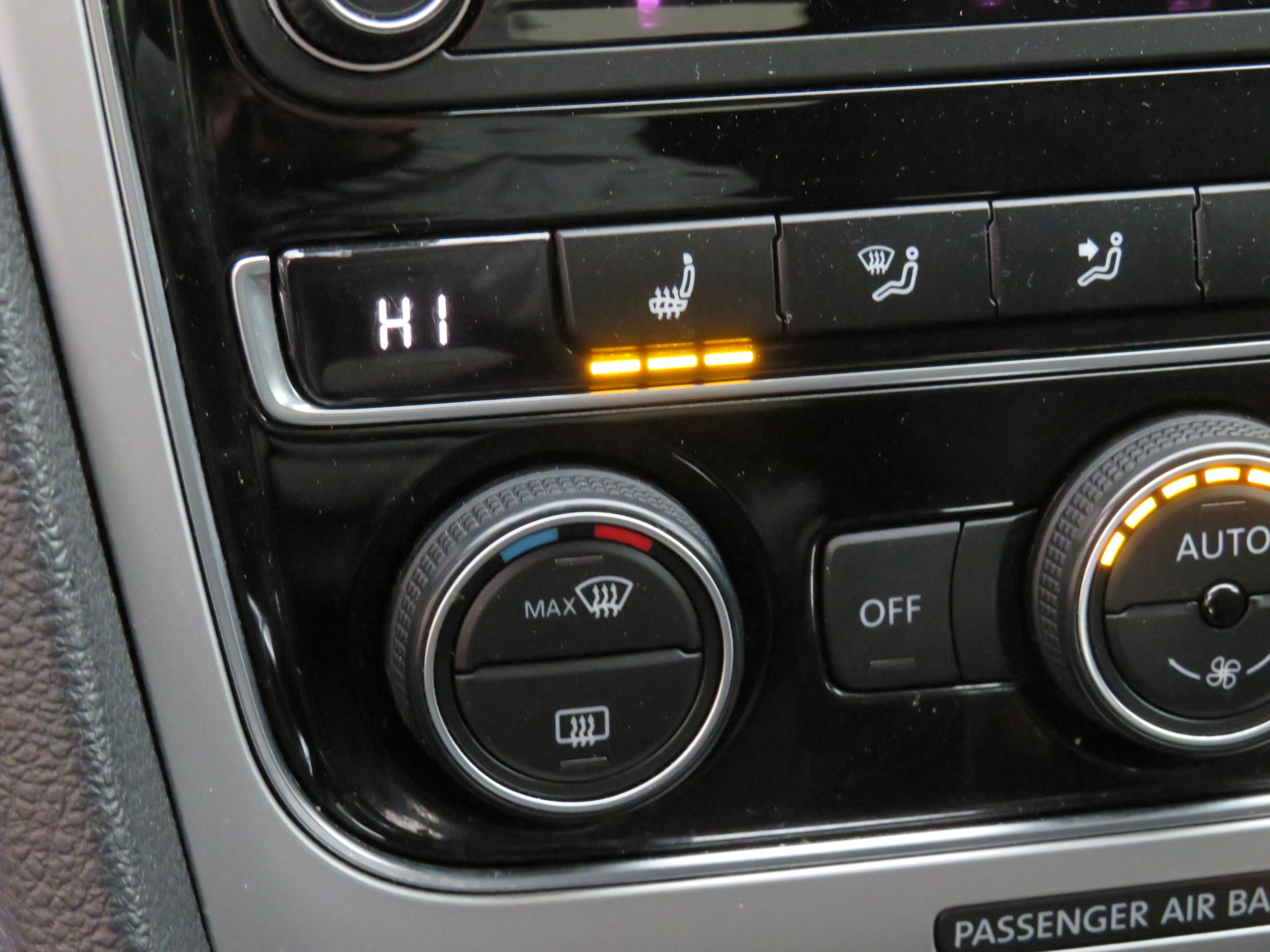 /aspireauto/2018-Volkswagen-Passat-862220210606891.jpg