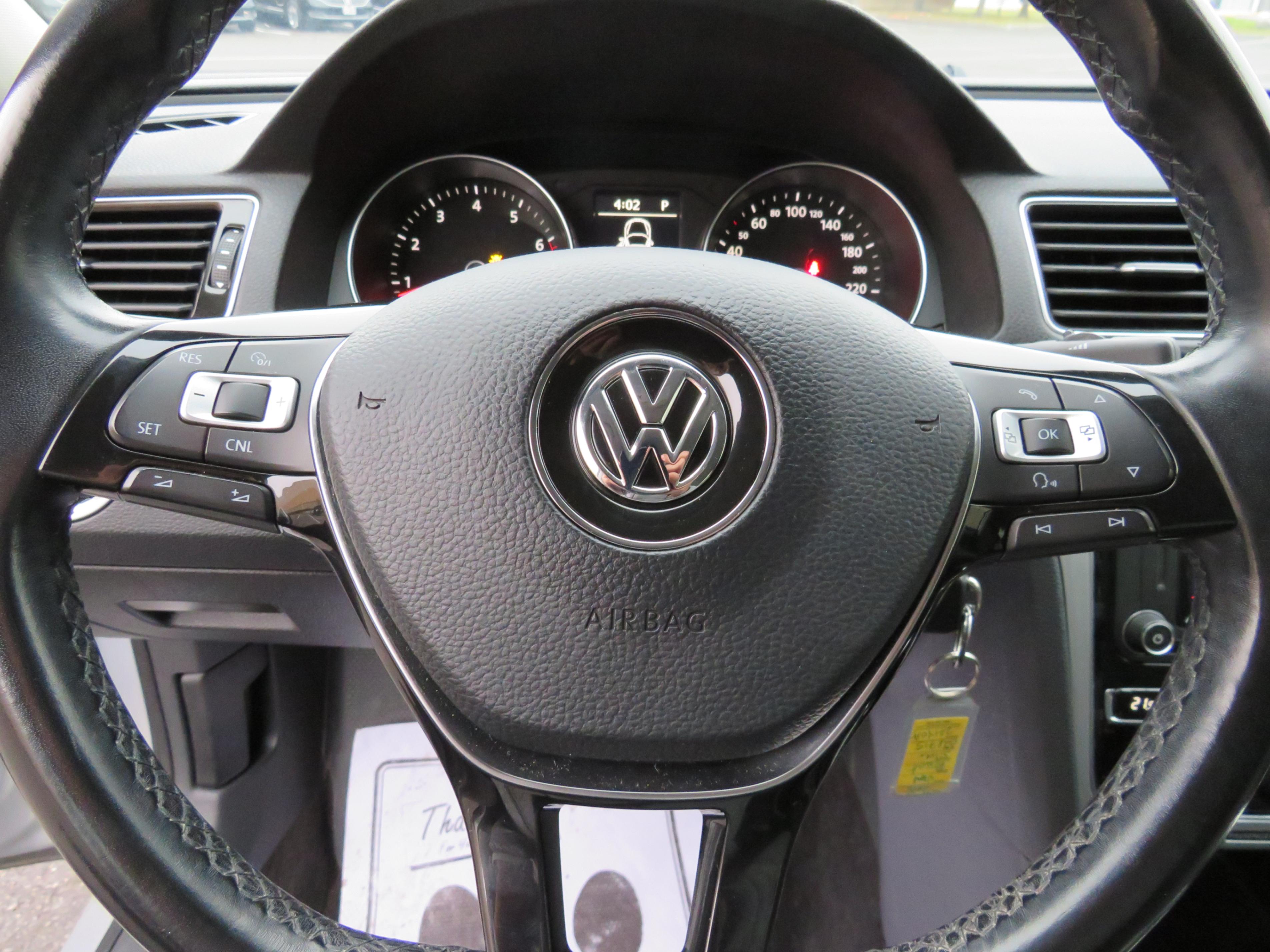 /aspireauto/2018-Volkswagen-Passat-9414769813571484.jpg