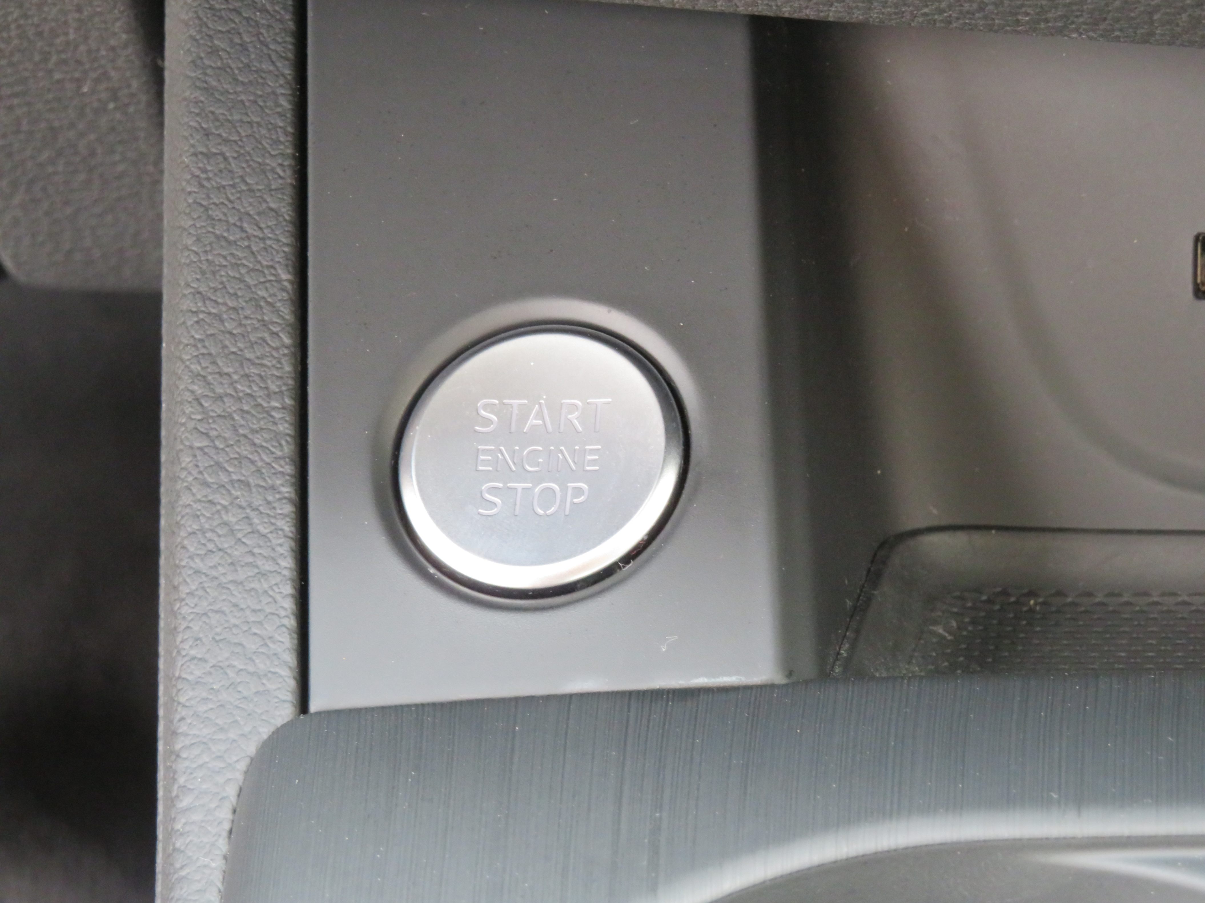 /aspireauto/2019-Audi-A4-7903645792176053.jpg