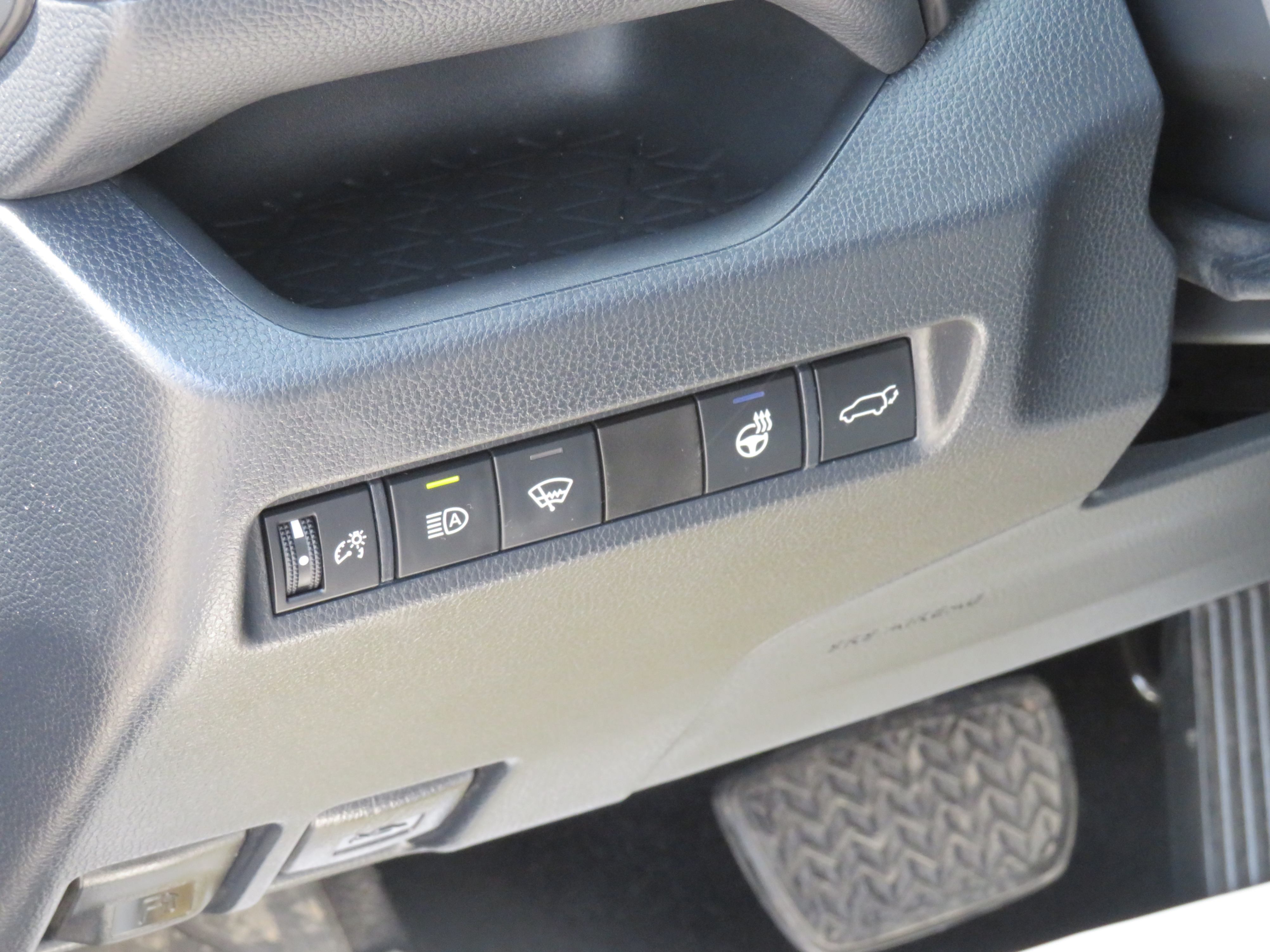 /aspireauto/2020-Toyota-RAV4-02087383356997785.jpg