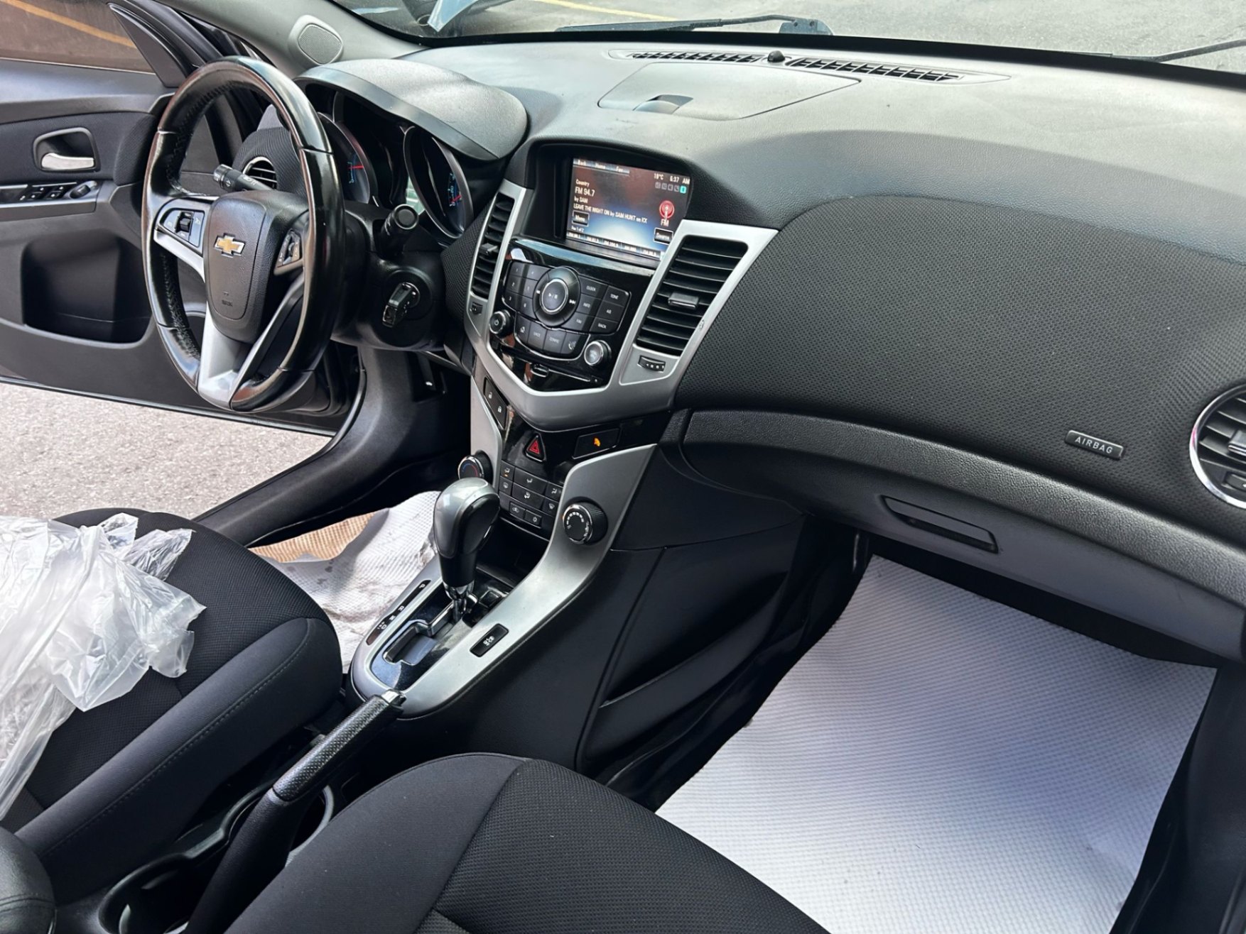 /astonautoinnovation/2013-Chevrolet-Cruze-1786792160184172.jpg