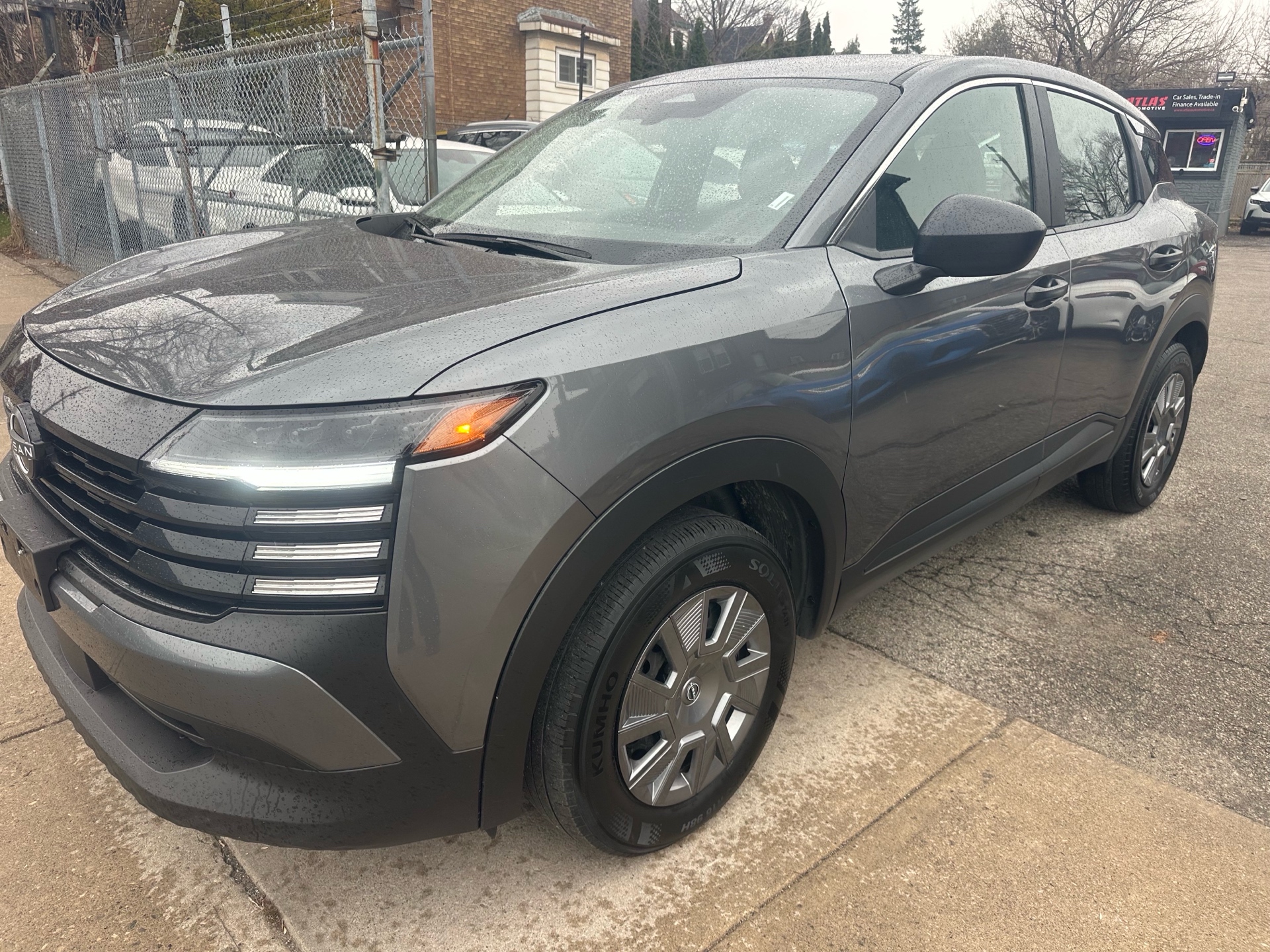 2025 Nissan Kicks