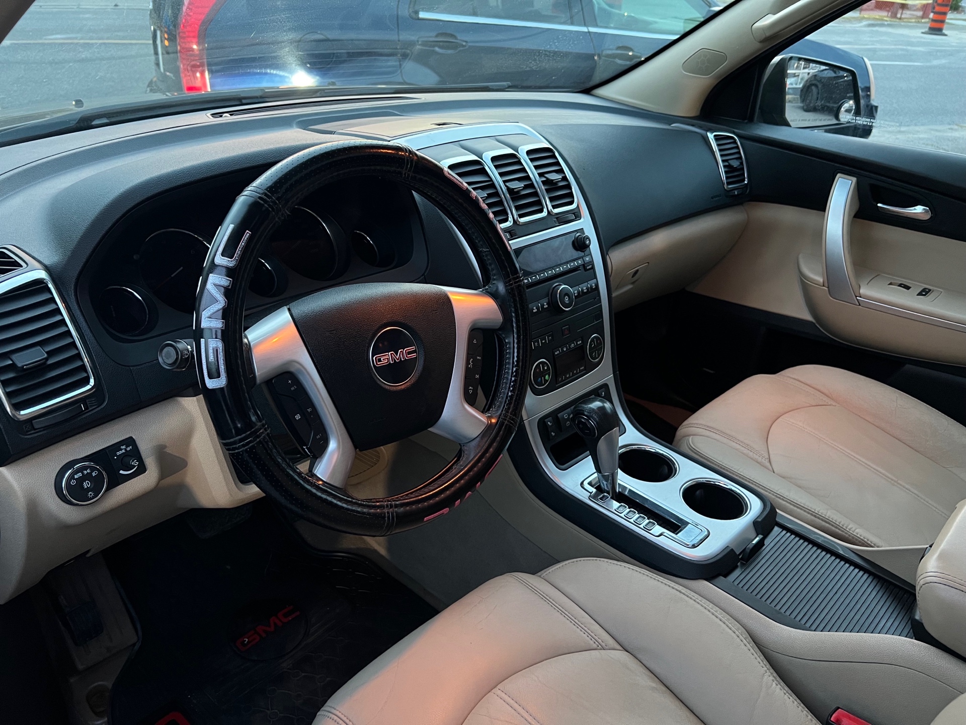 /autocainc/2011-GMC-Acadia-805303267617824.jpg