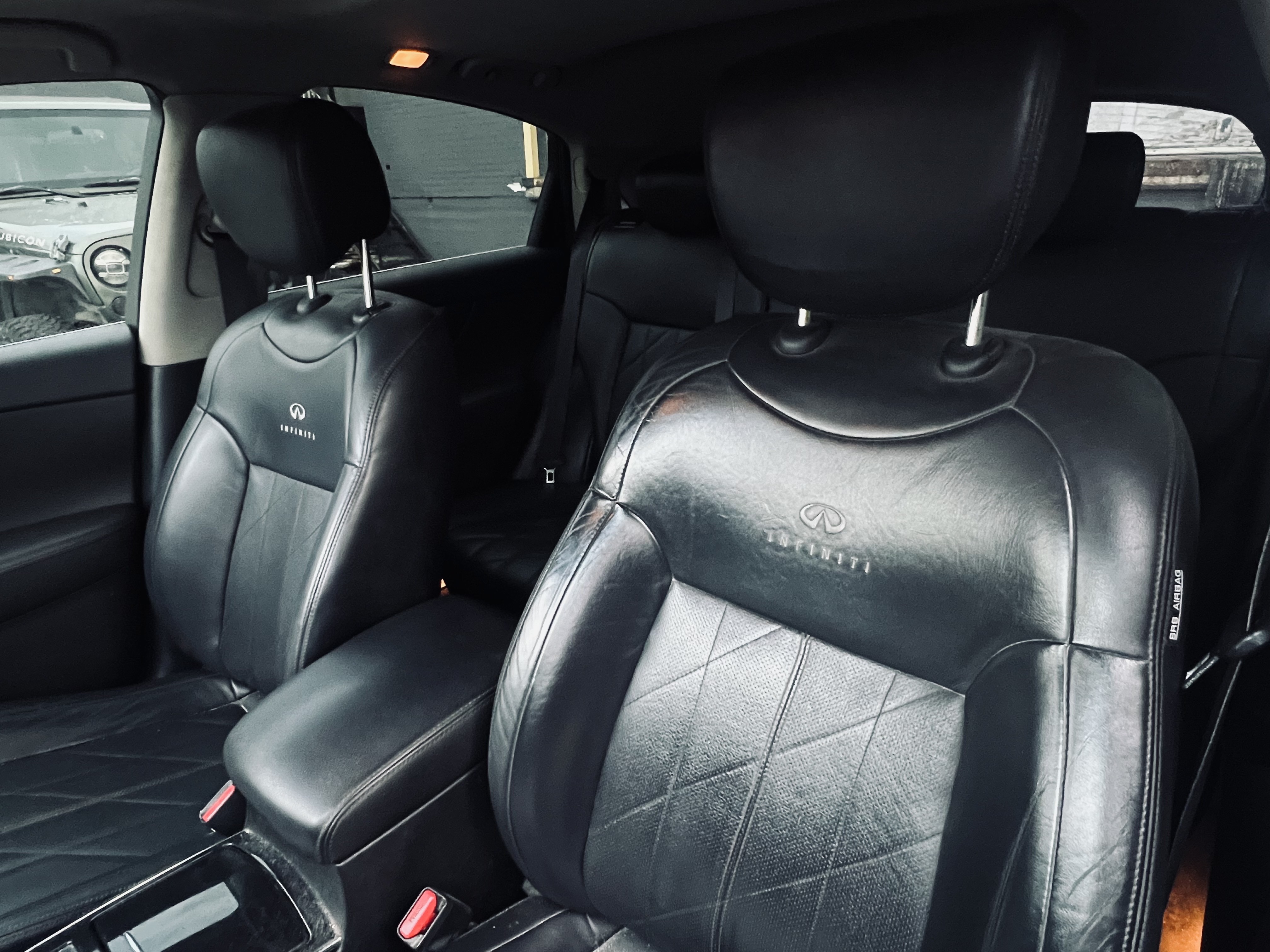 /autocainc/2011-INFINITI-FX35-6626947684459596.jpg