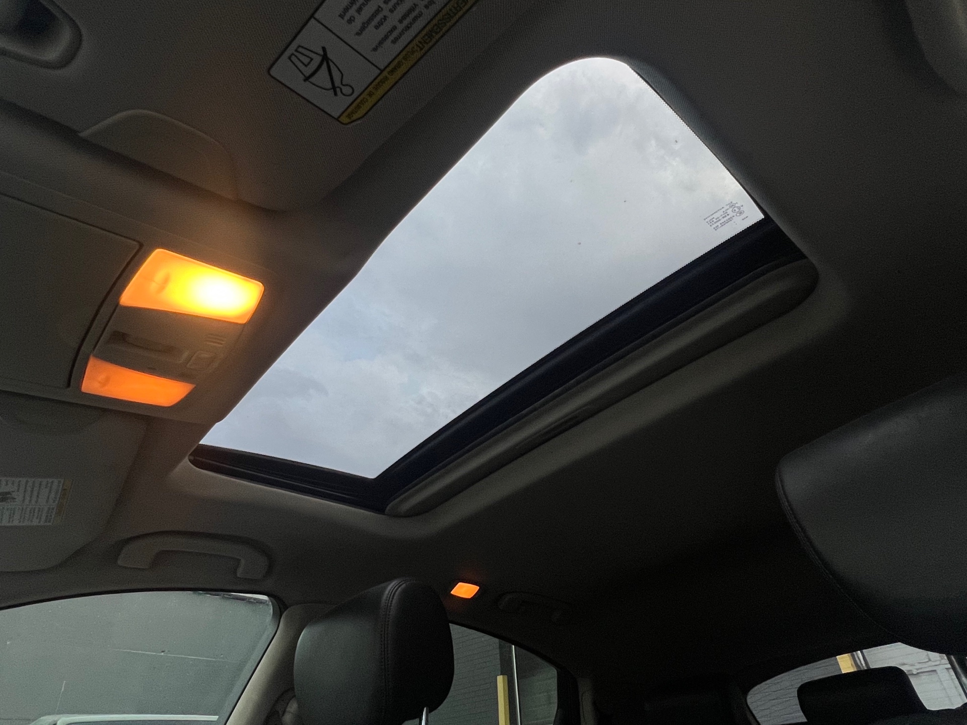 /autocainc/2011-INFINITI-FX35-8921394342255882.jpg