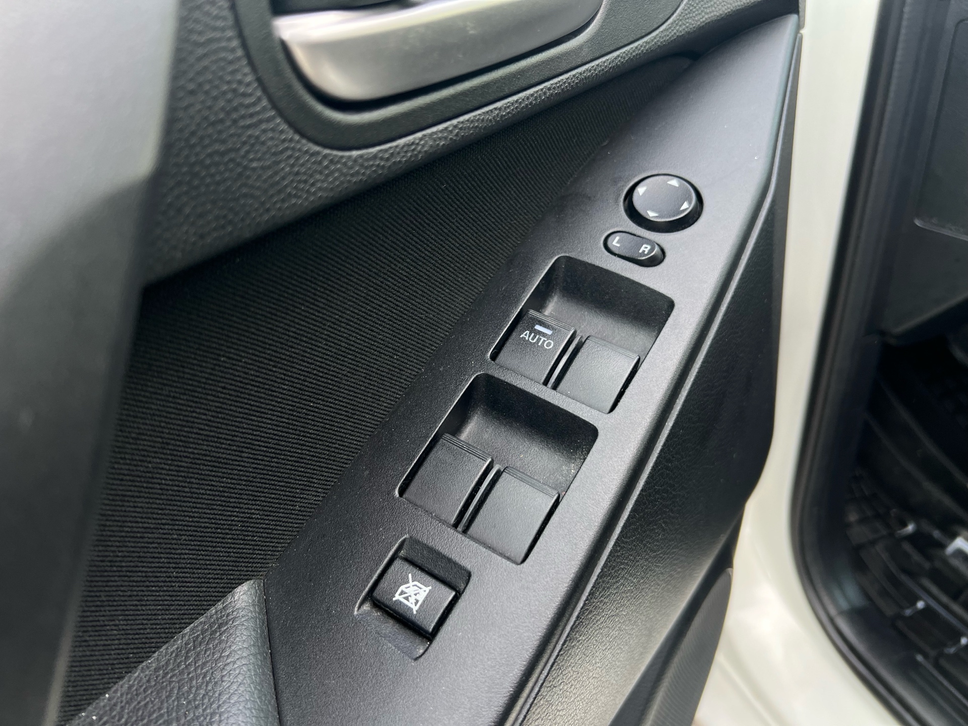 /autocainc/2012-Mazda-Mazda3-015314040715082466.jpg