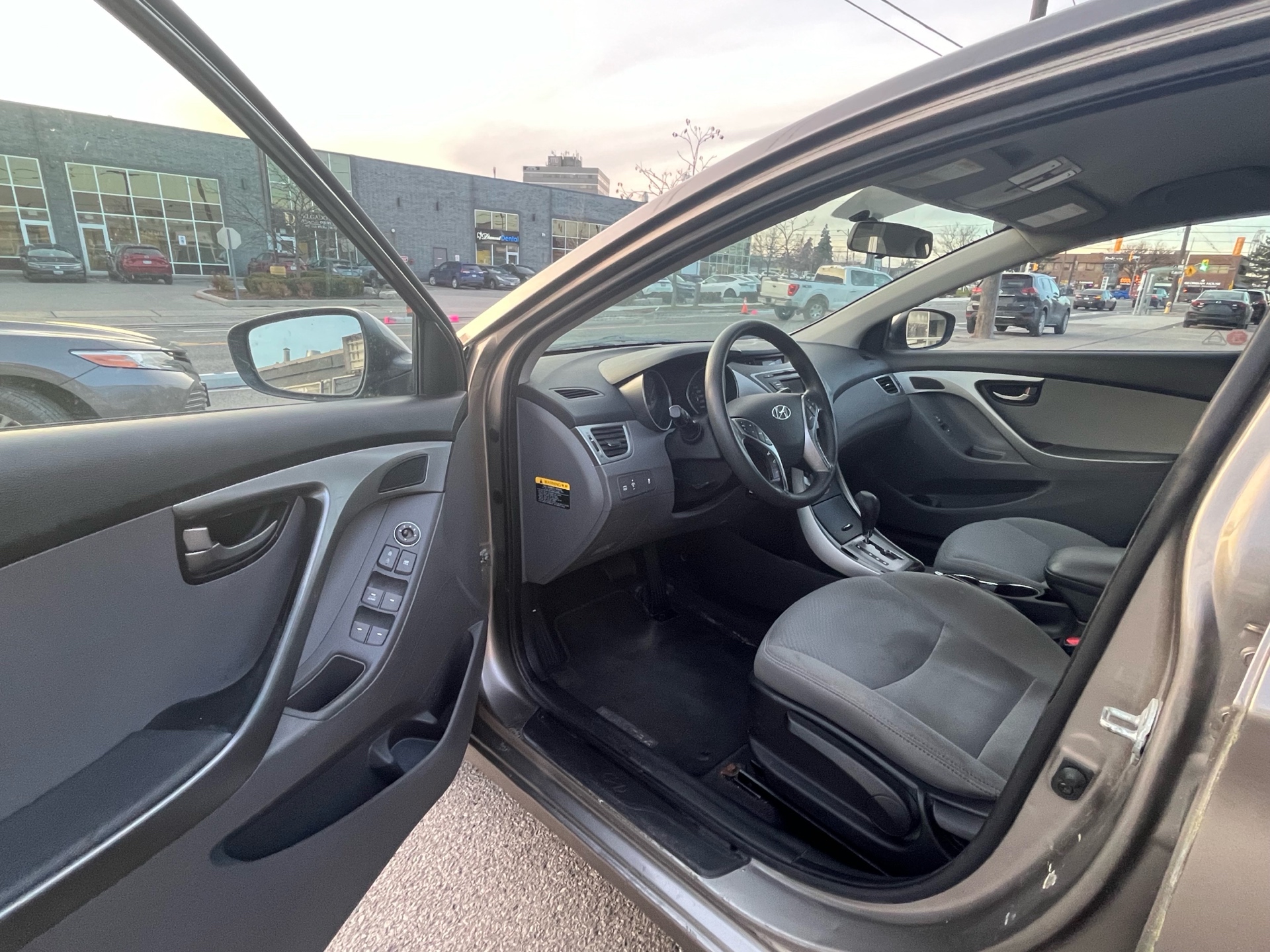/autocainc/2013-Hyundai-Elantra-6281058516291123.jpg