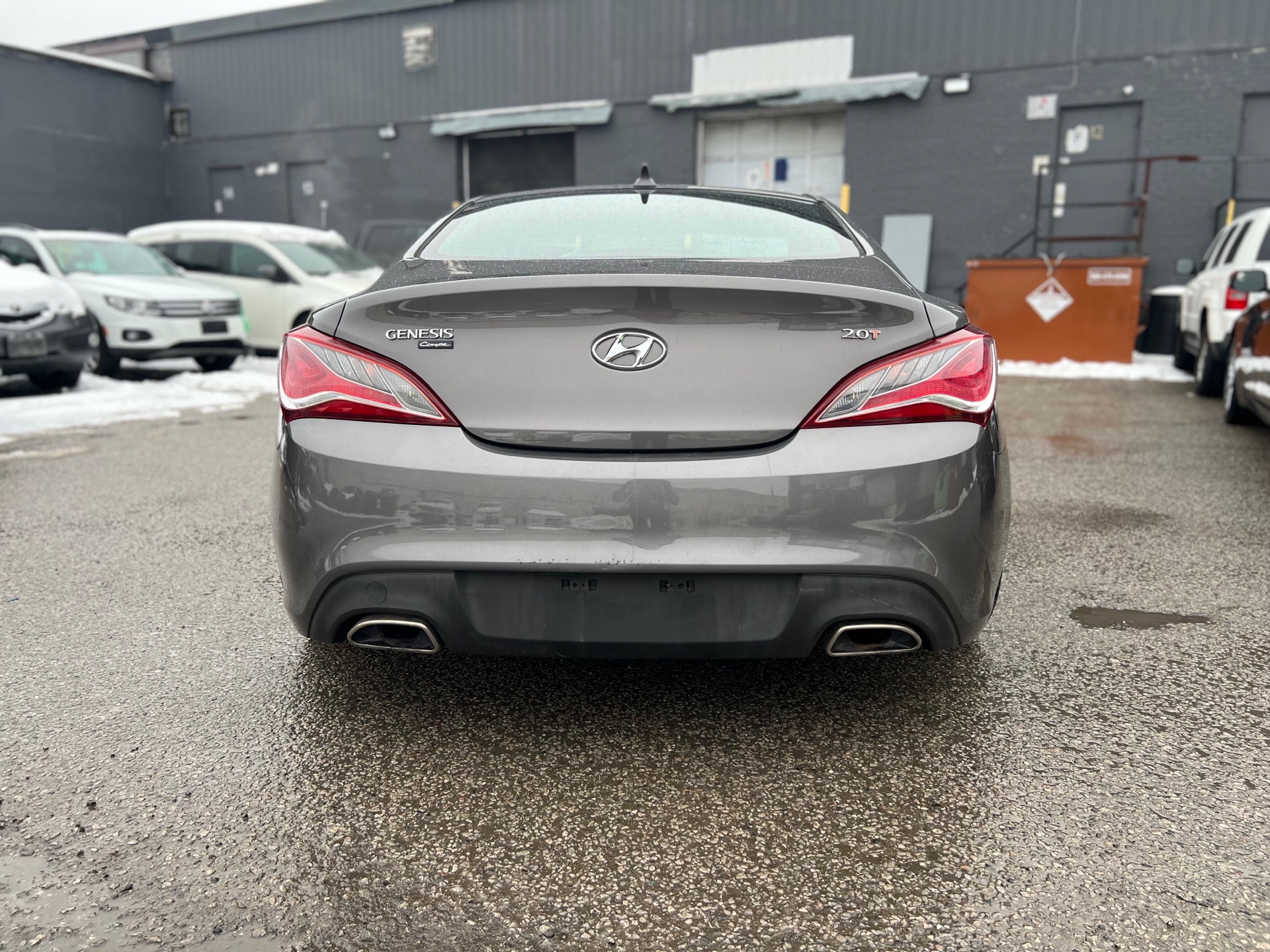 /autocainc/2013-Hyundai-Genesis-8167897161928106.jpg