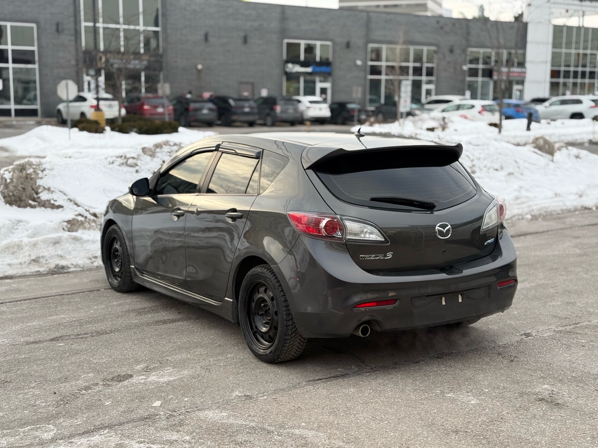 /autocainc/2013-Mazda-Mazda3-21039682012254257.jpg