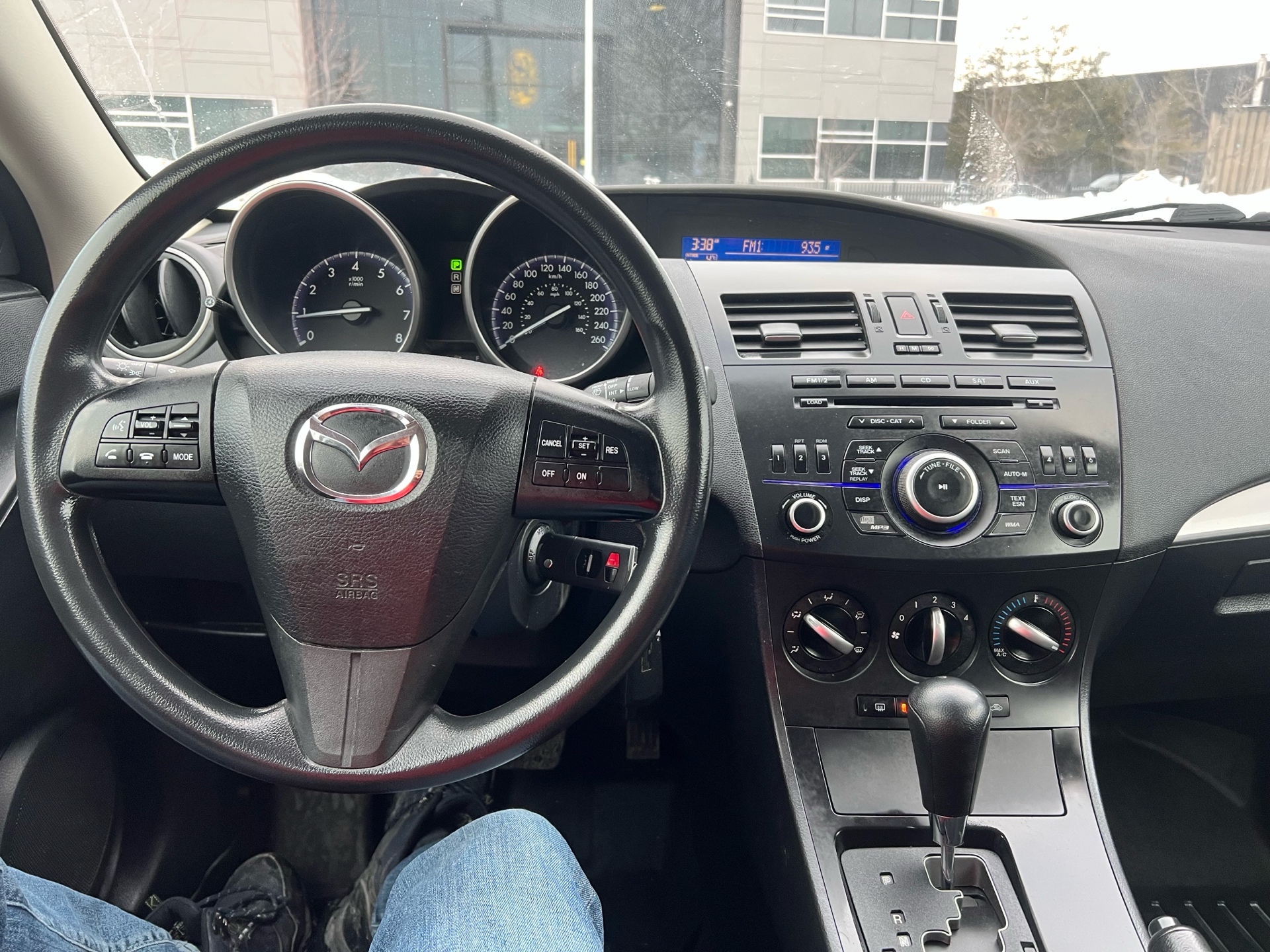 /autocainc/2013-Mazda-Mazda3-48218418726709844.jpg