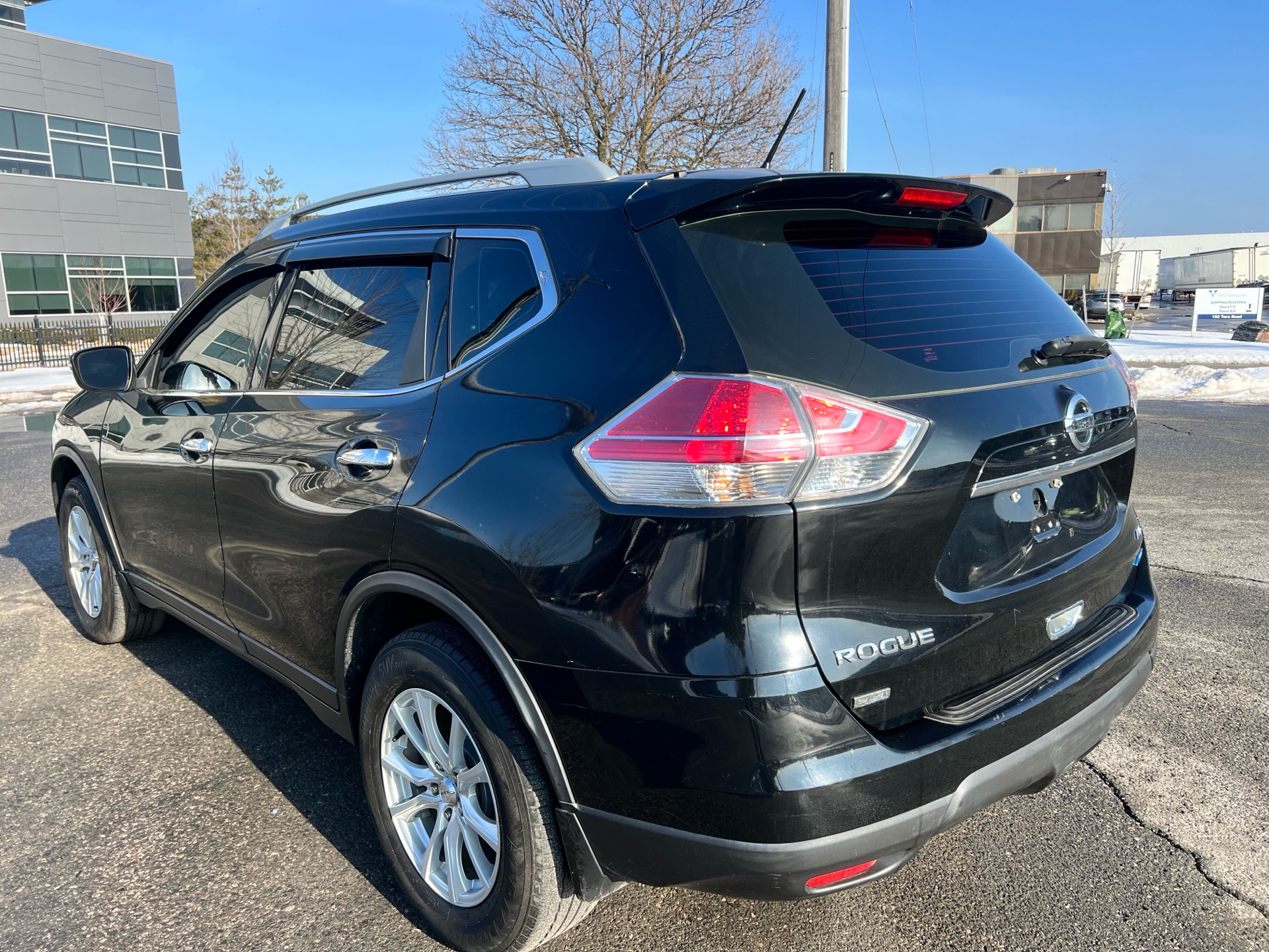 /autocainc/2014-Nissan-Rogue-029315795825755497.jpg