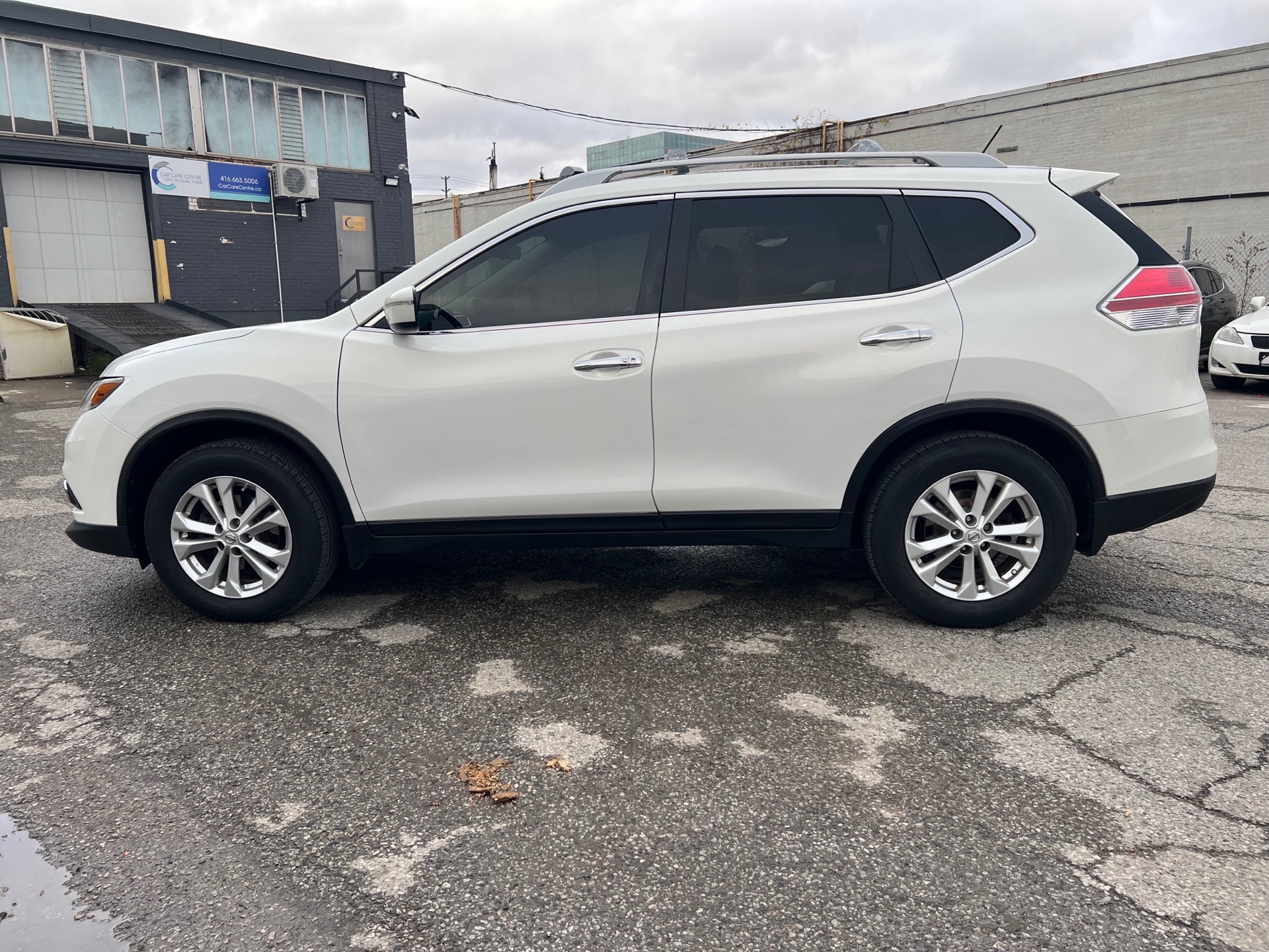 /autocainc/2014-Nissan-Rogue-6843348402055922.jpg