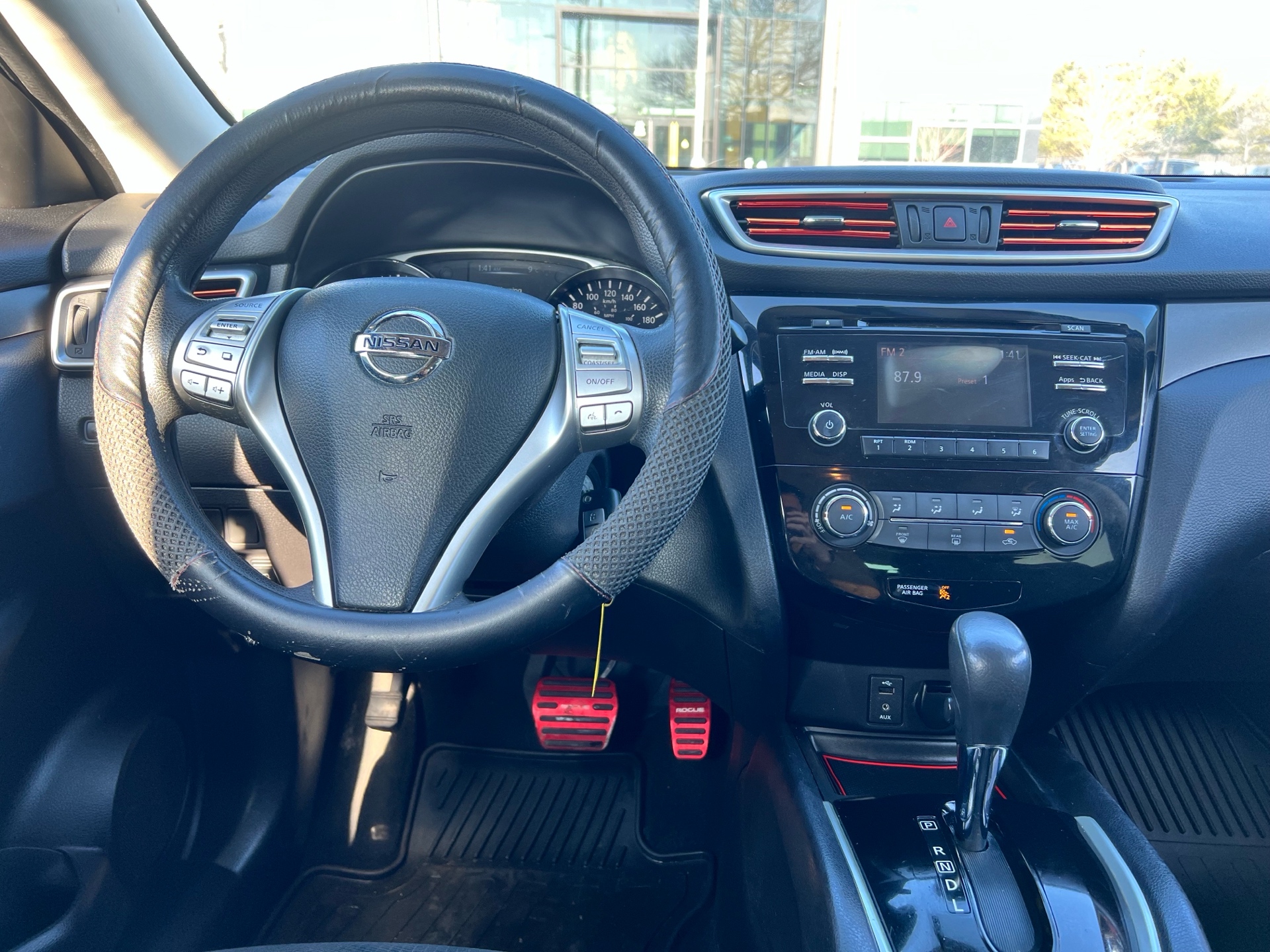 /autocainc/2014-Nissan-Rogue-7682761332512298.jpg