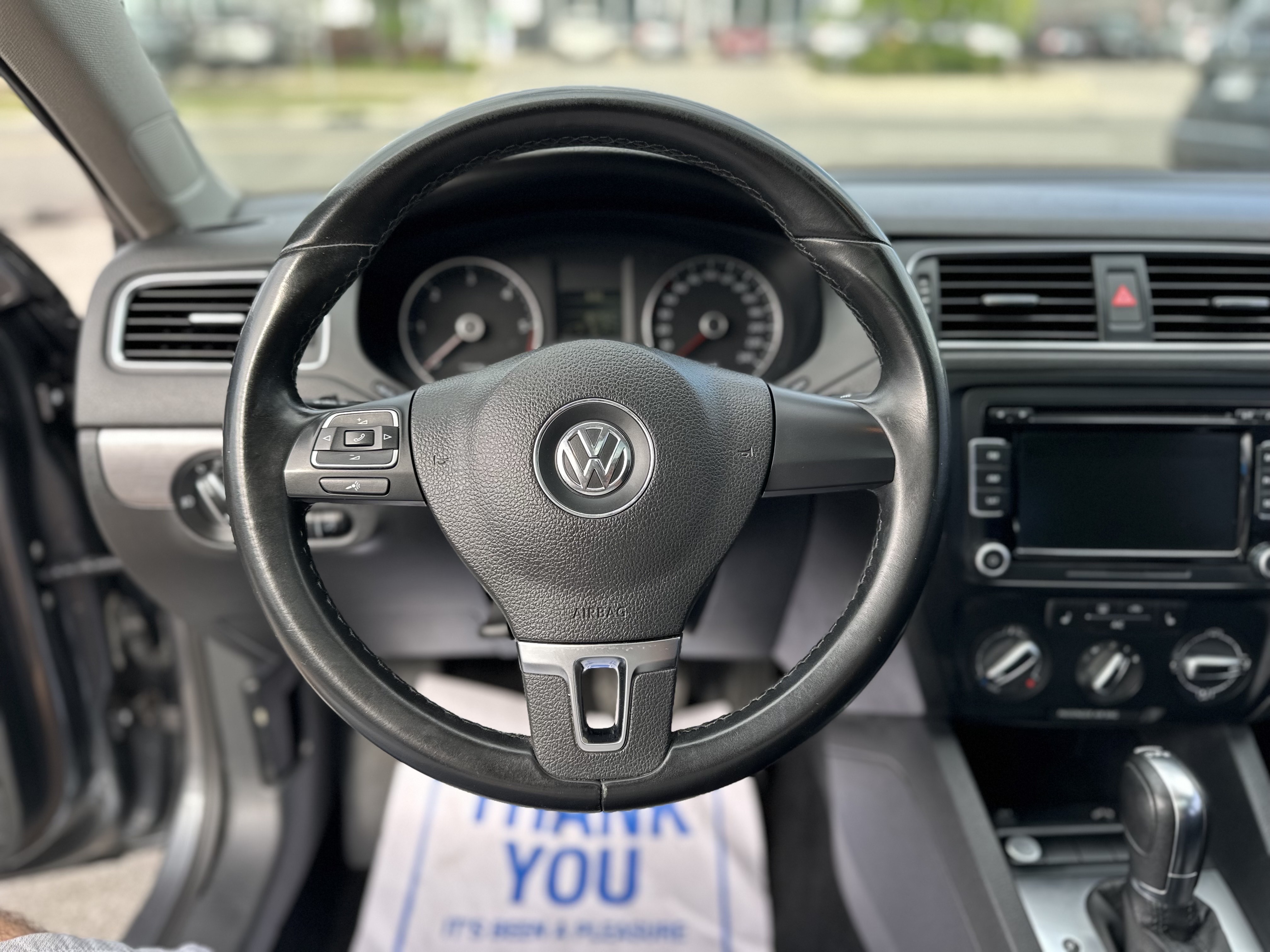 /autocainc/2014-Volkswagen-Jetta-1312927145448246.jpg