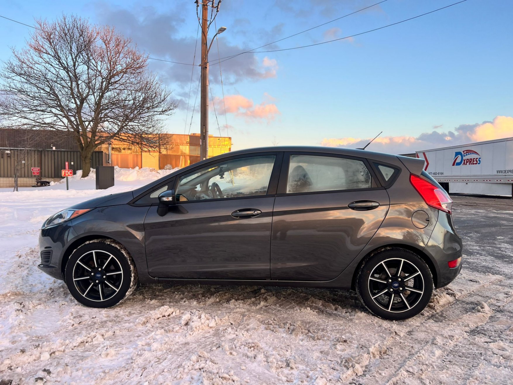 /autocainc/2015-Ford-Fiesta-3717228716507237.jpg