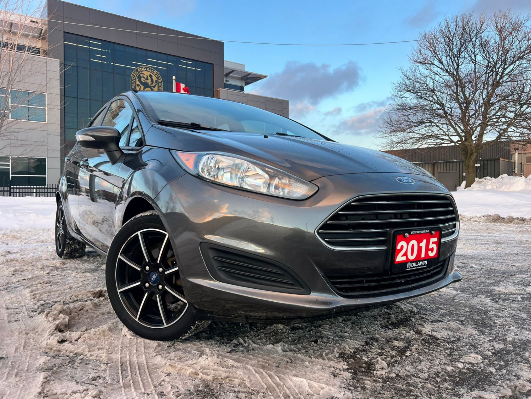 /autocainc/2015-Ford-Fiesta-929033285253178.jpg