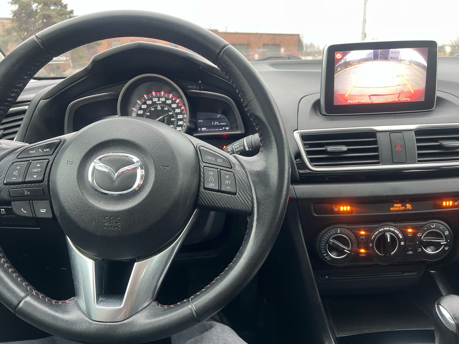 /autocainc/2015-Mazda-Mazda3-8515194472193921.jpg