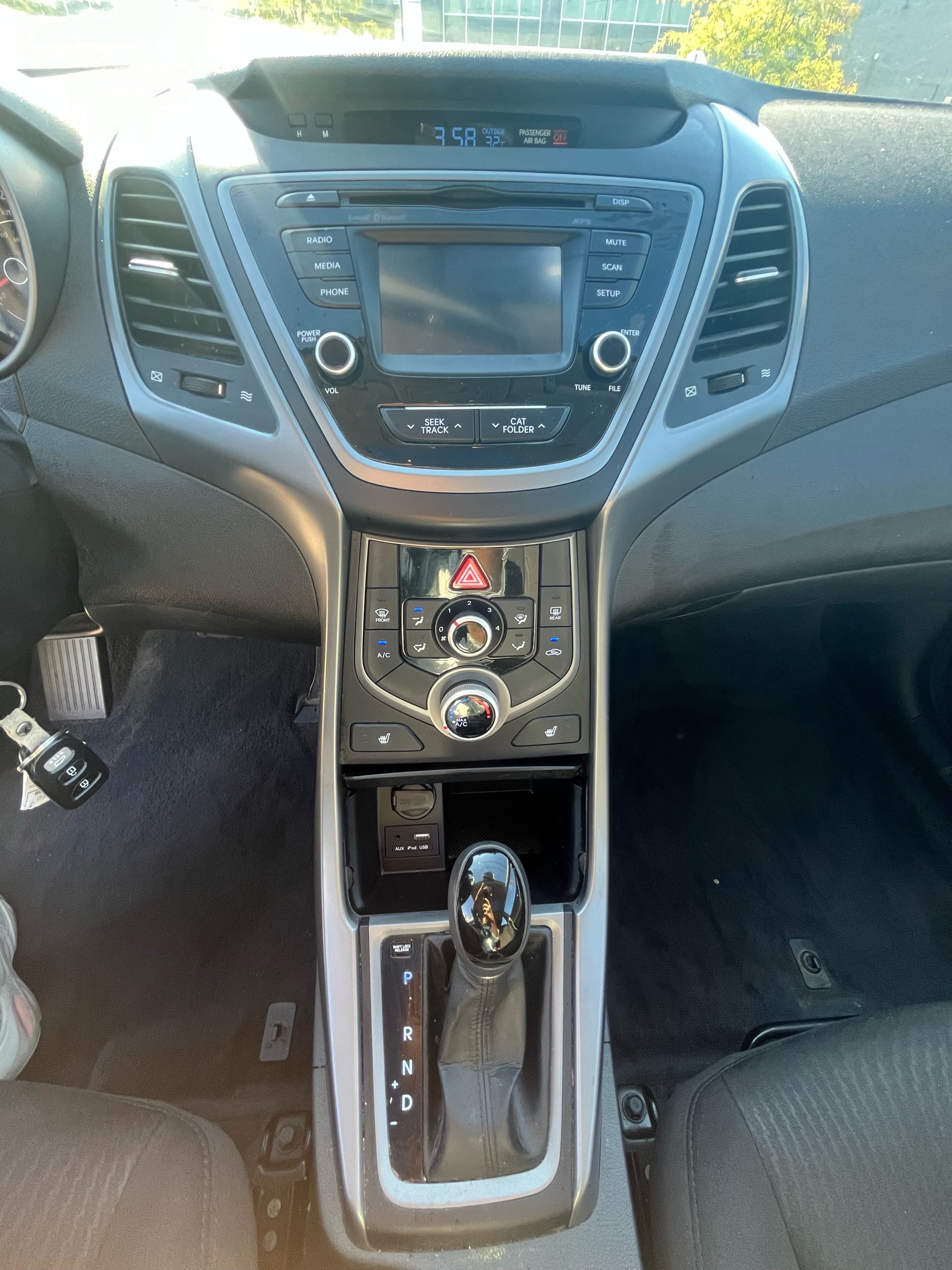 /autocainc/2016-Hyundai-Elantra-20417493226667305.jpg