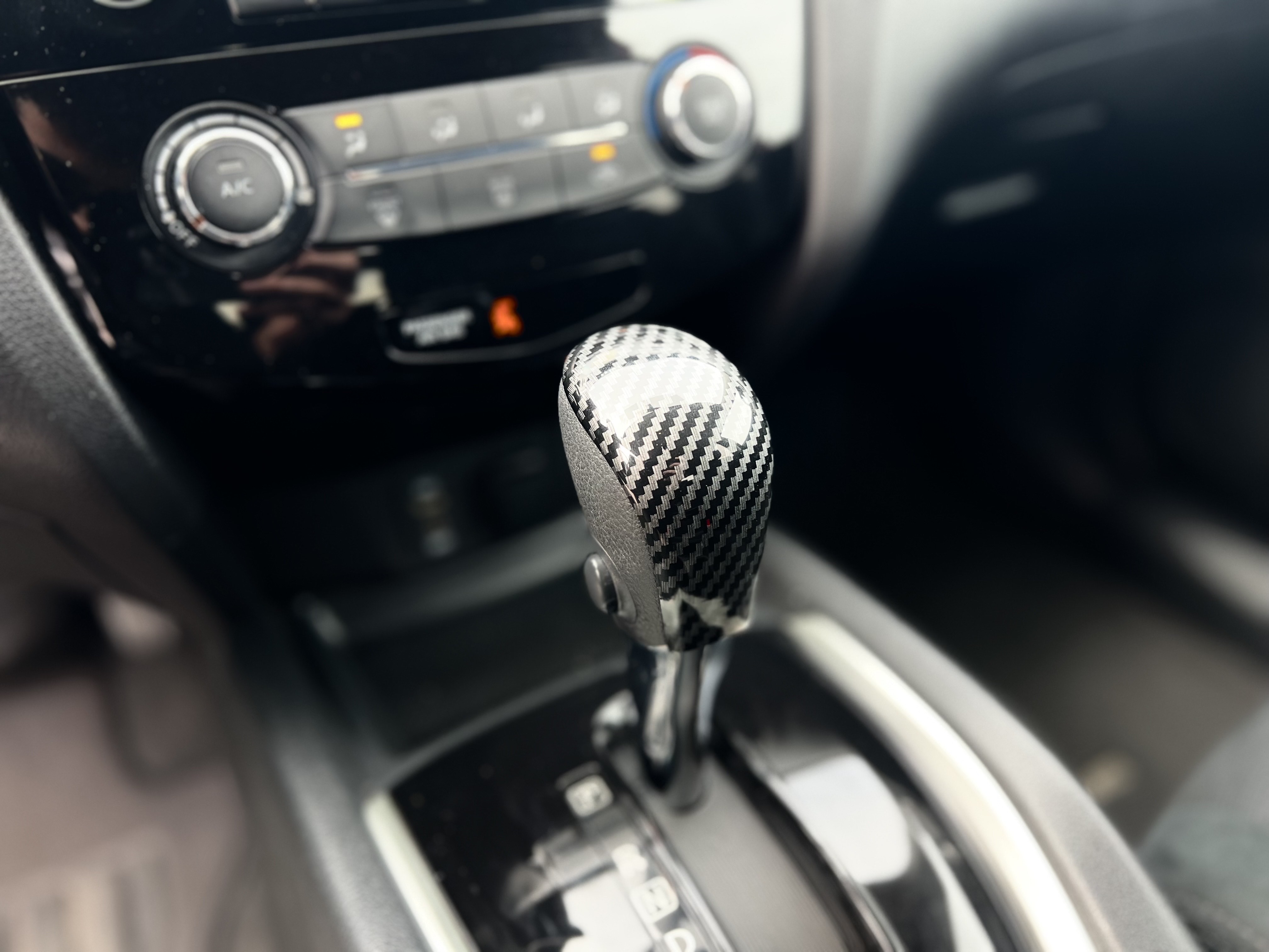 /autocainc/2016-Nissan-Rogue-33109092666708895.jpg