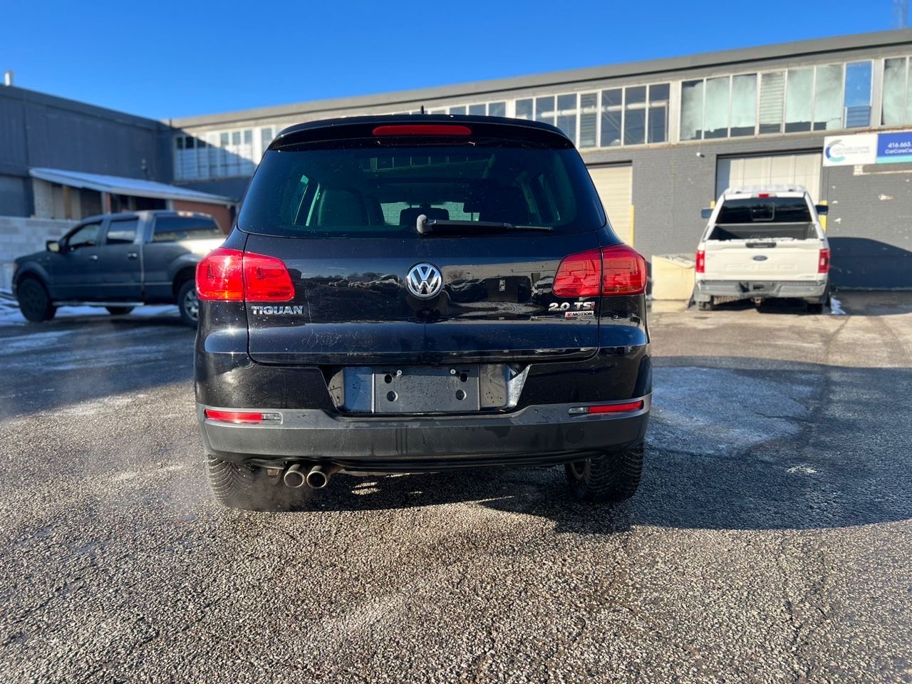 /autocainc/2016-Volkswagen-Tiguan-19051552909856562.jpg