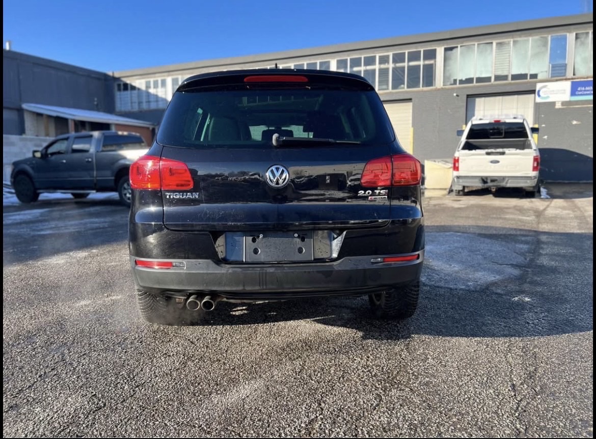 /autocainc/2016-Volkswagen-Tiguan-5569832428302308.jpg