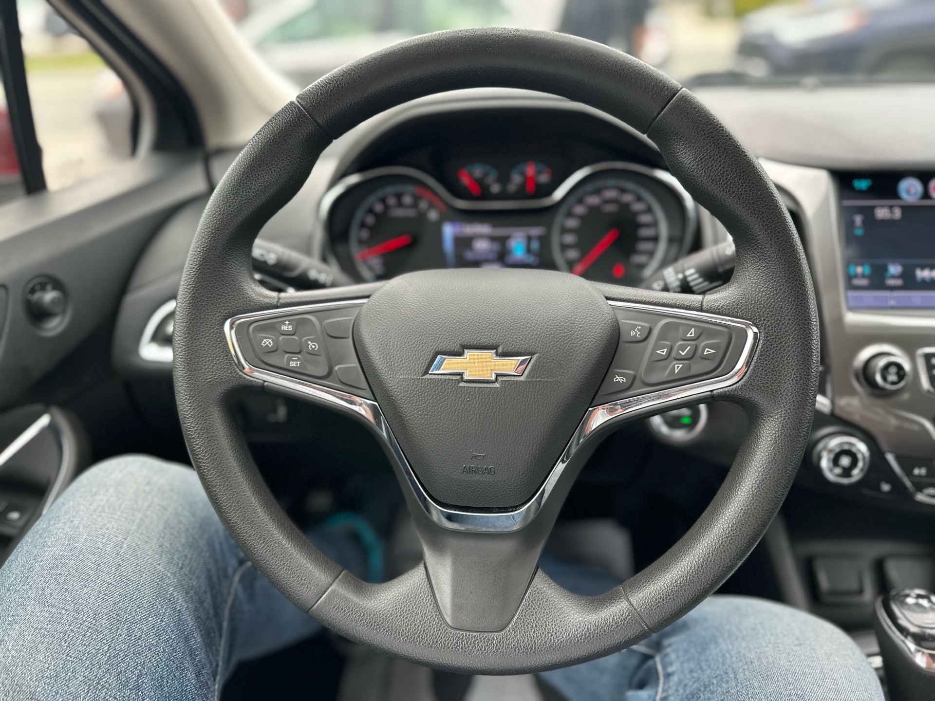 /autocainc/2017-Chevrolet-Cruze-6208035927692515.jpg