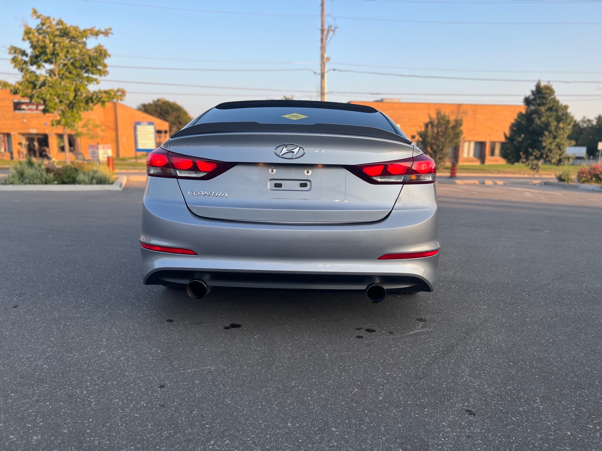 /autocainc/2017-HYUNDAI-ELANTRA-1710695969675844.jpg