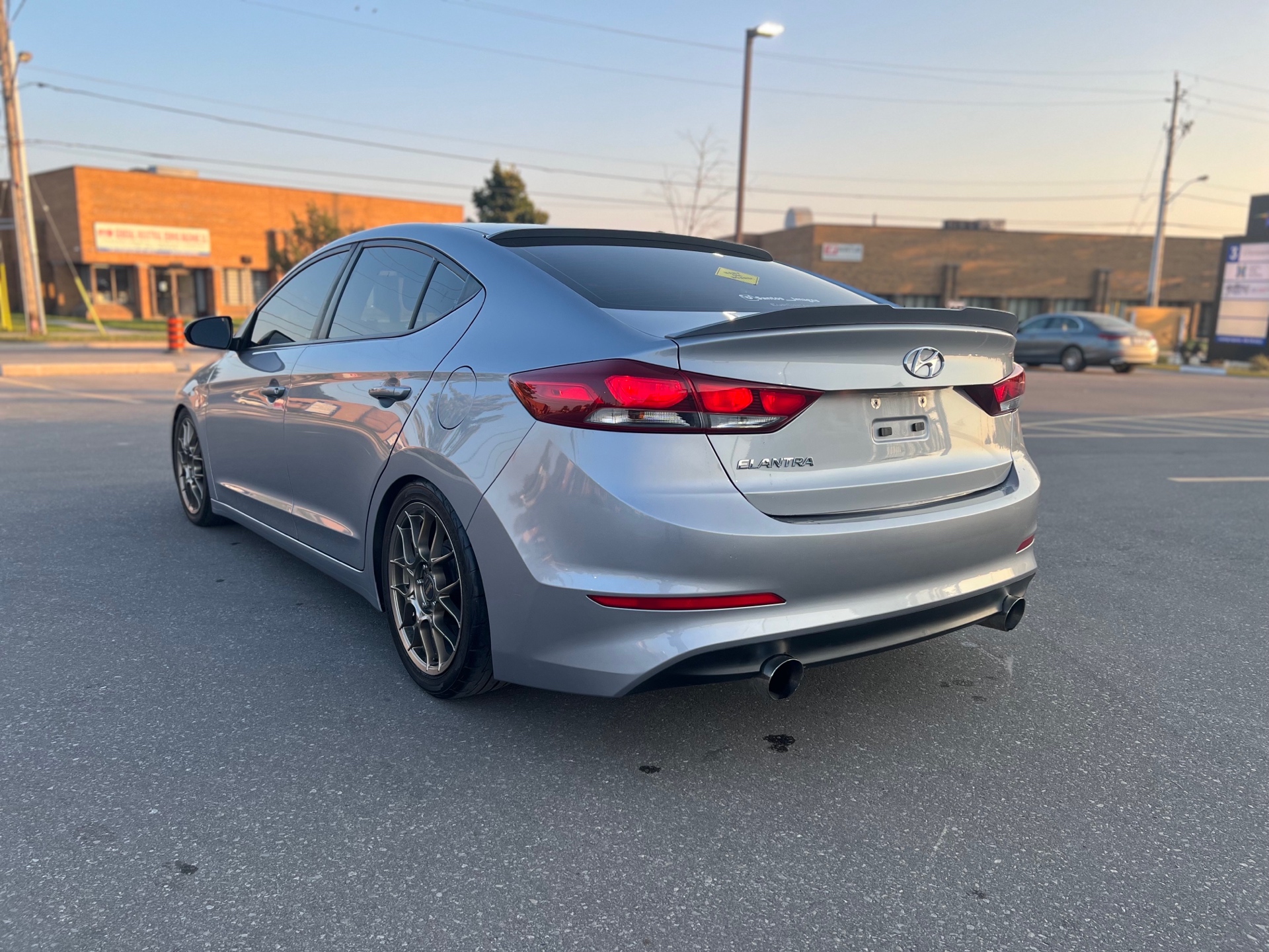 /autocainc/2017-HYUNDAI-ELANTRA-36941062317416296.jpg