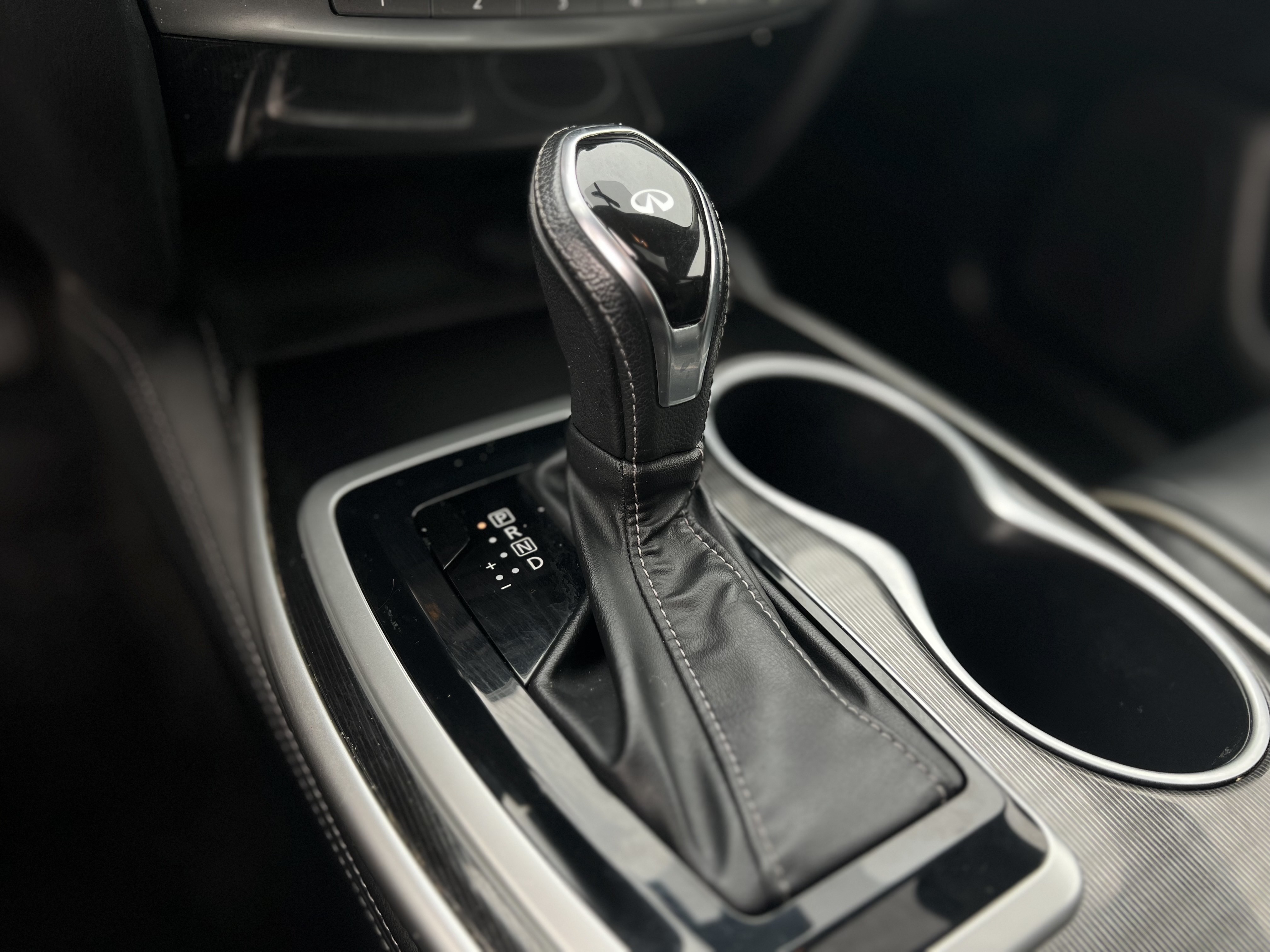 /autocainc/2017-INFINITI-QX60-7298556382496659.jpg