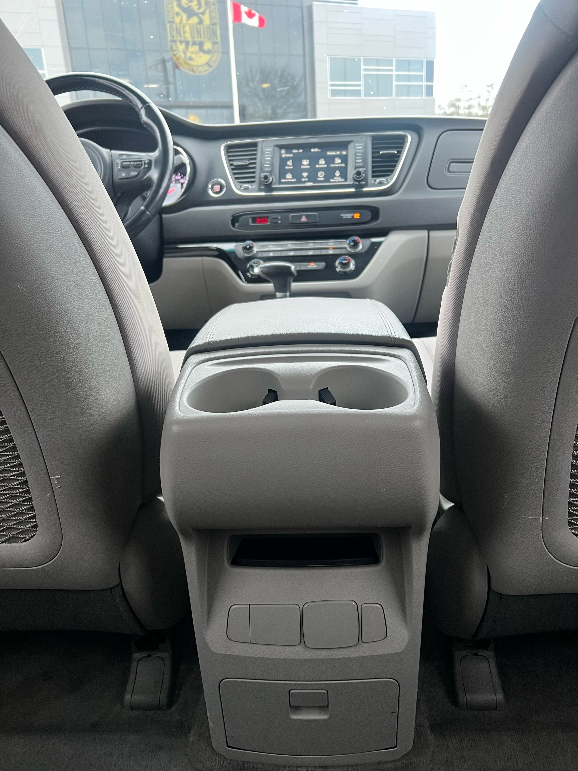 /autocainc/2017-Kia-Sedona-9845262568864075.jpg