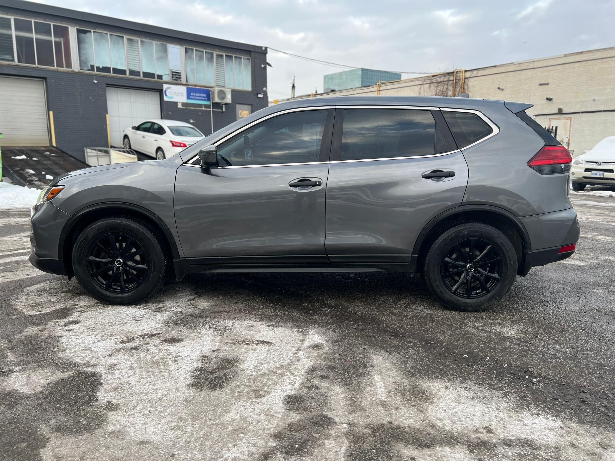 /autocainc/2017-Nissan-Rogue-4697417623368403.jpg