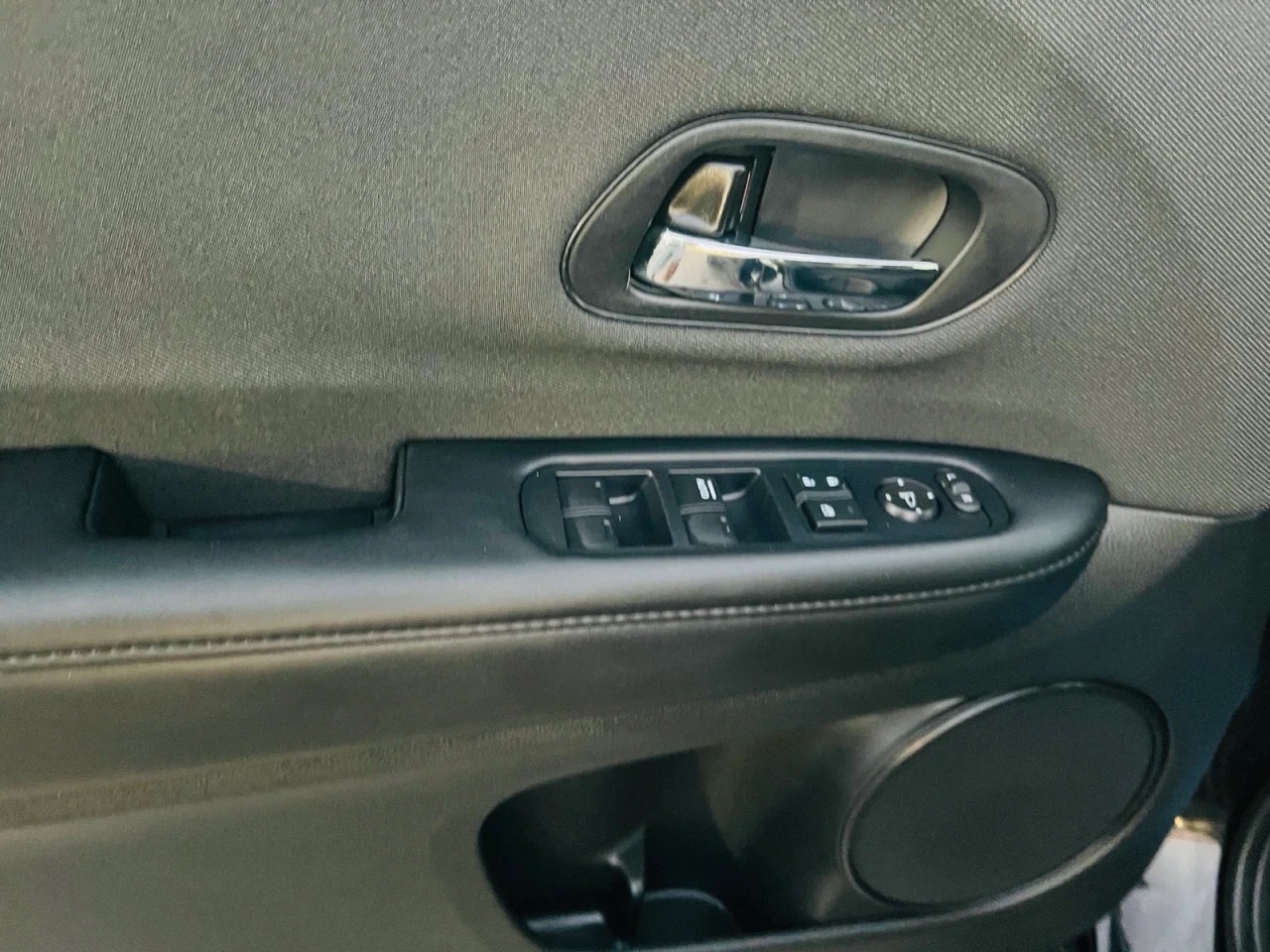 /autocainc/2019-Honda-HR-V-3078131720730539.jpg