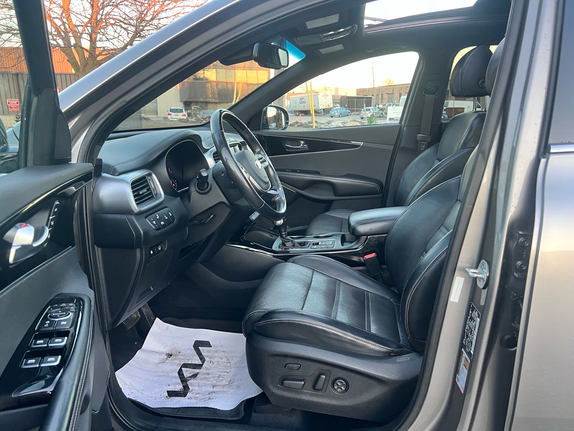 /autocainc/2019-Kia-Sorento-10539270089043318.jpg