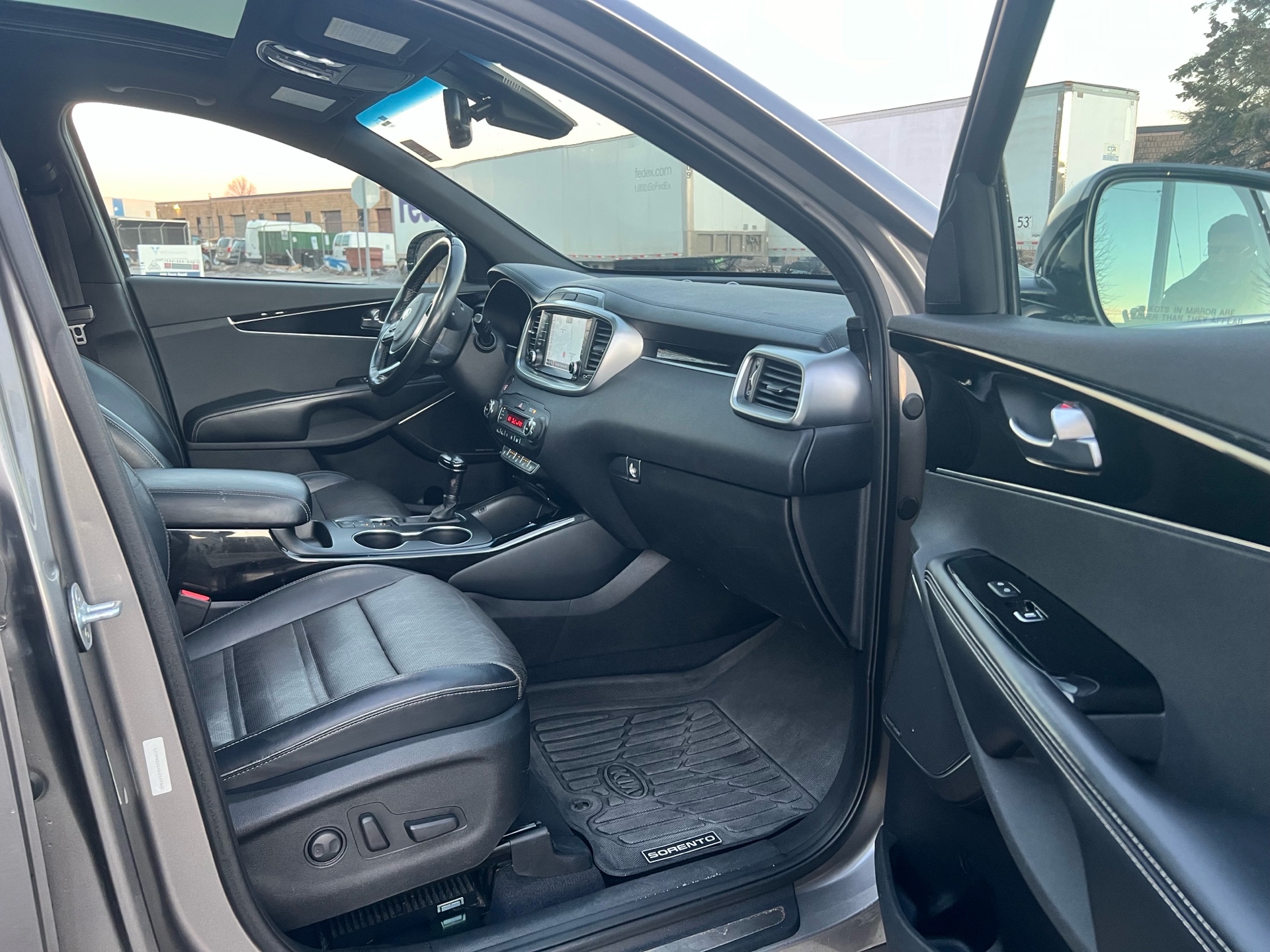 /autocainc/2019-Kia-Sorento-9024183492659152.jpg